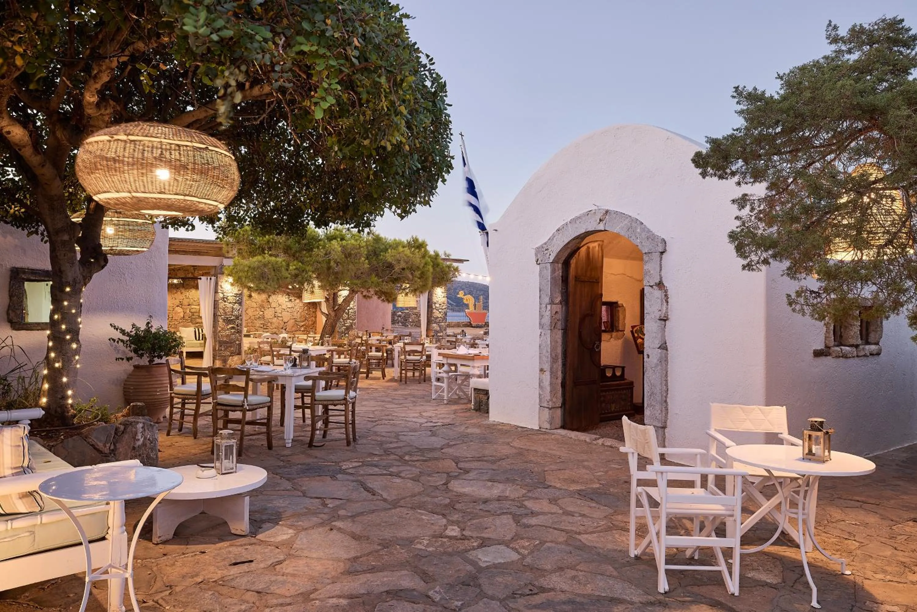 Restaurant/places to eat in St. Nicolas Bay Resort Hotel & Villas