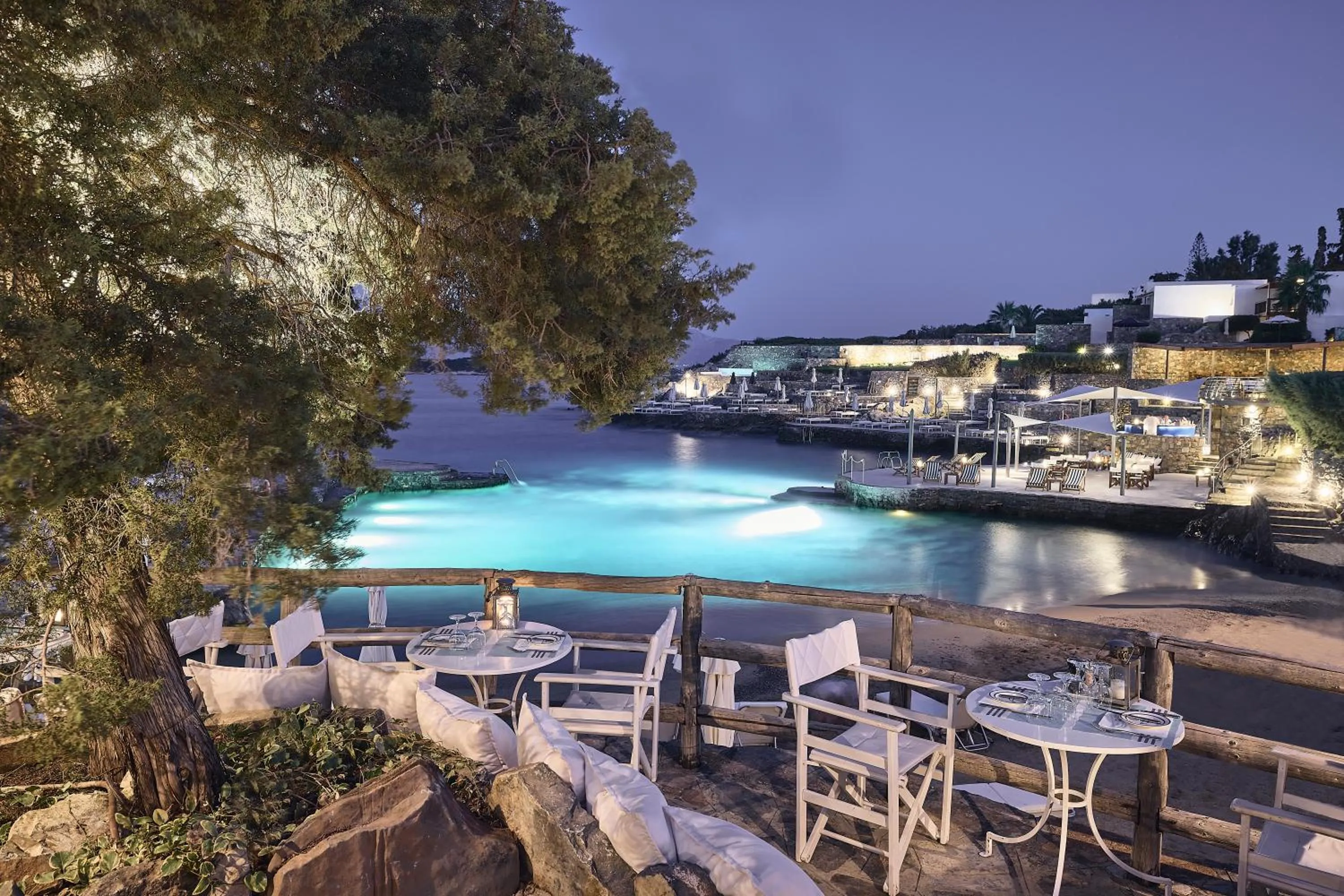 Restaurant/places to eat in St. Nicolas Bay Resort Hotel & Villas