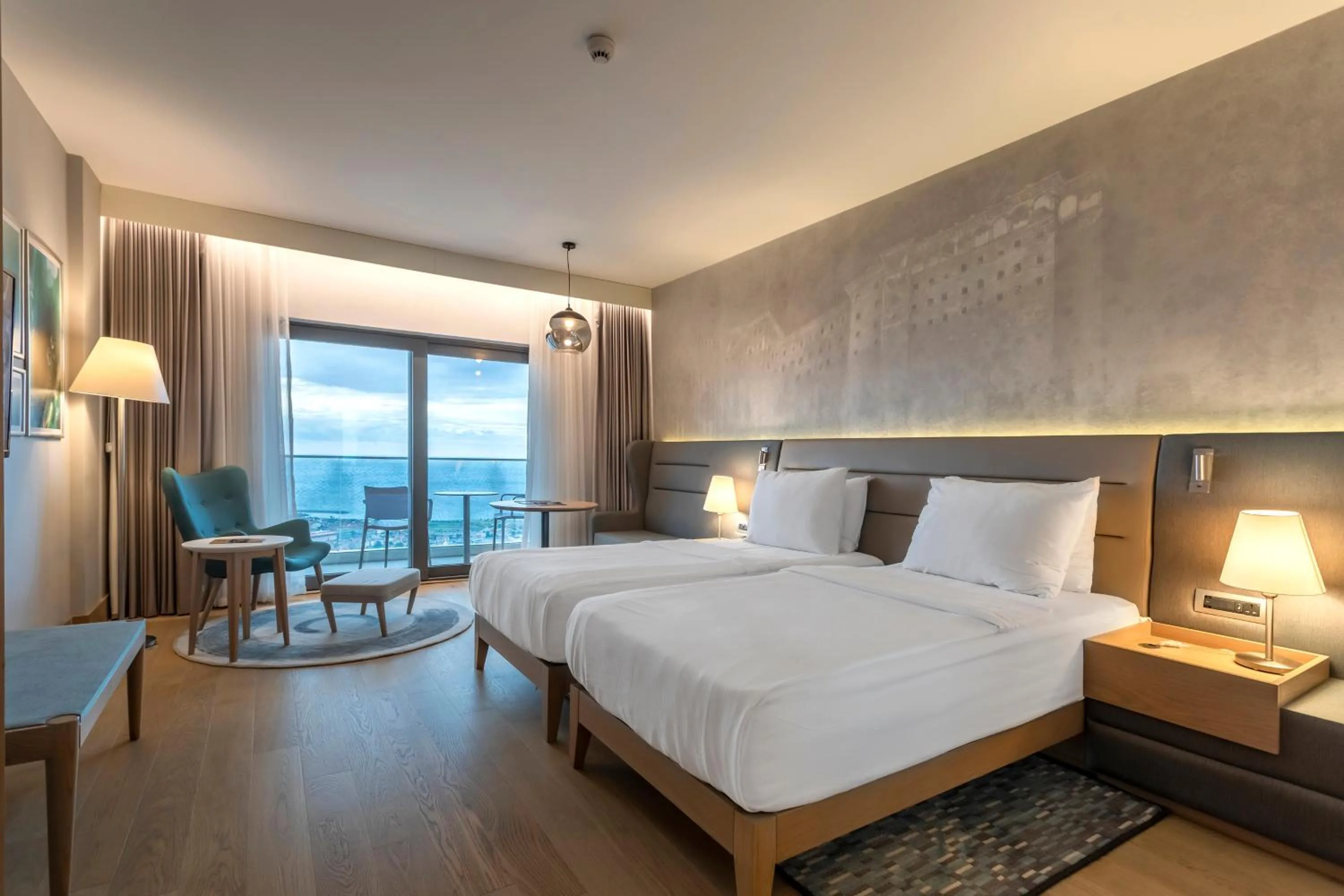 Photo of the whole room, Bed in Radisson Blu Hotel Trabzon