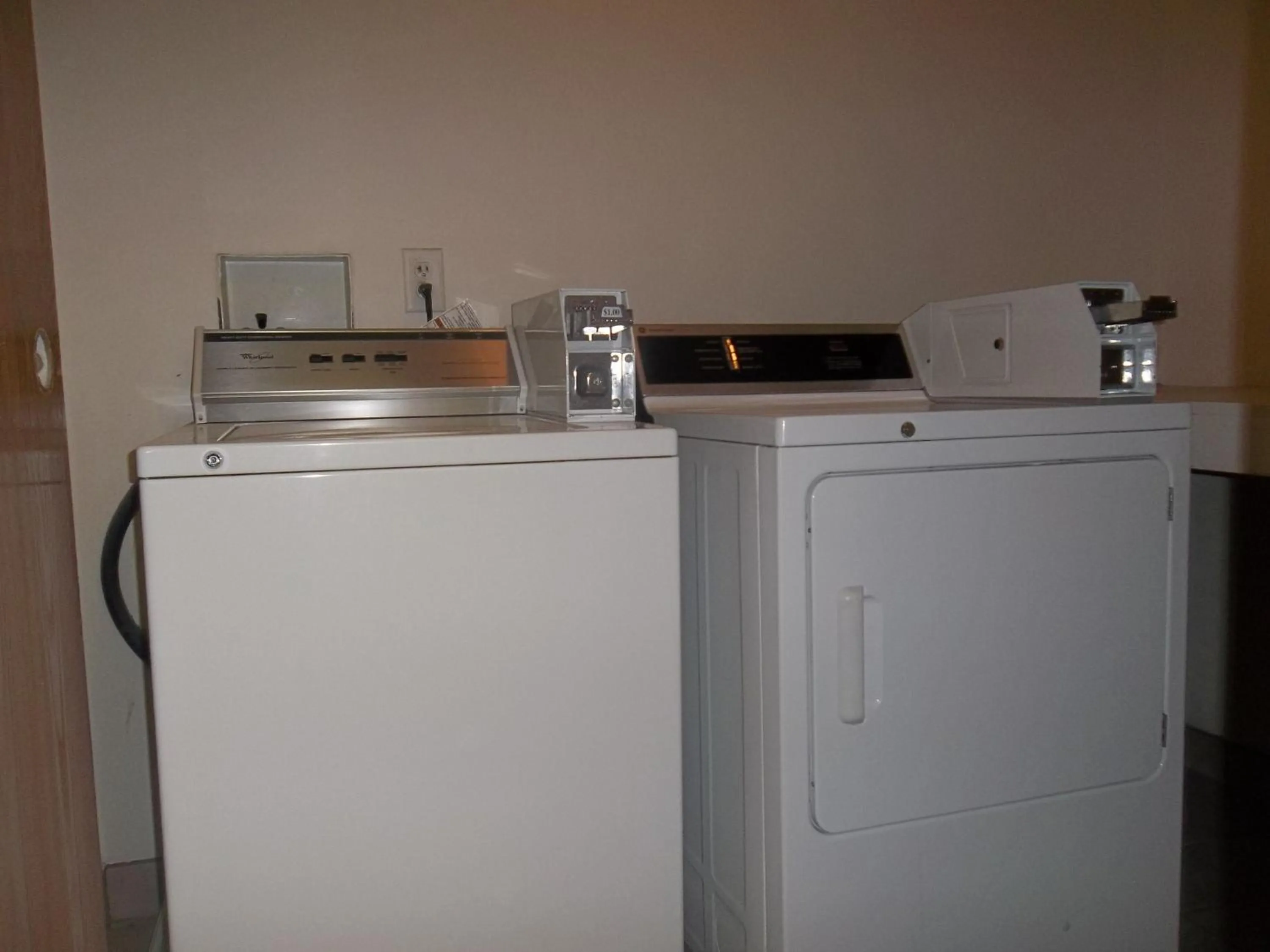 Area and facilities in Columbus Inn