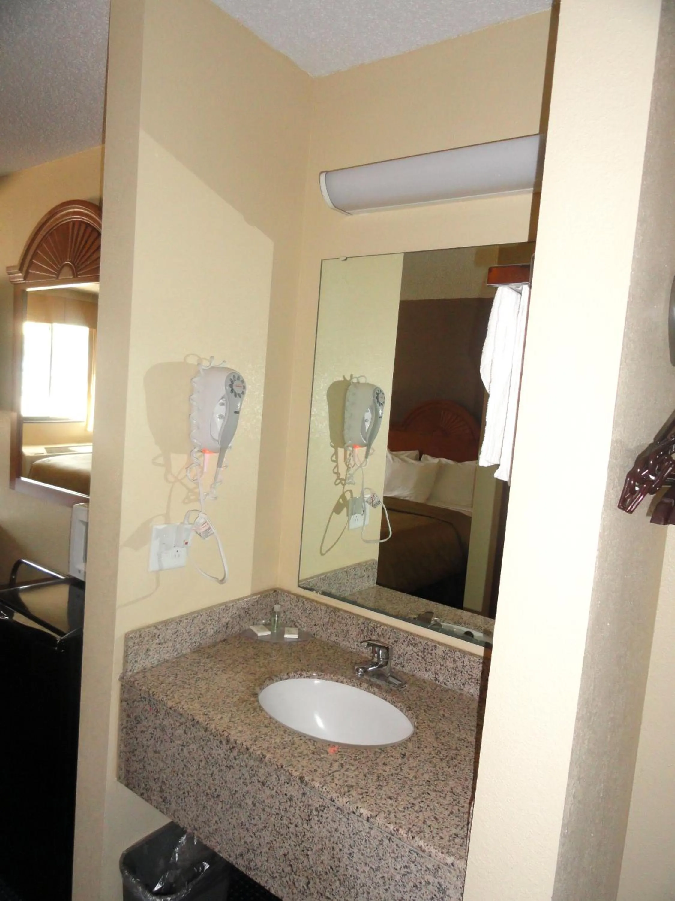 Other in Columbus Inn