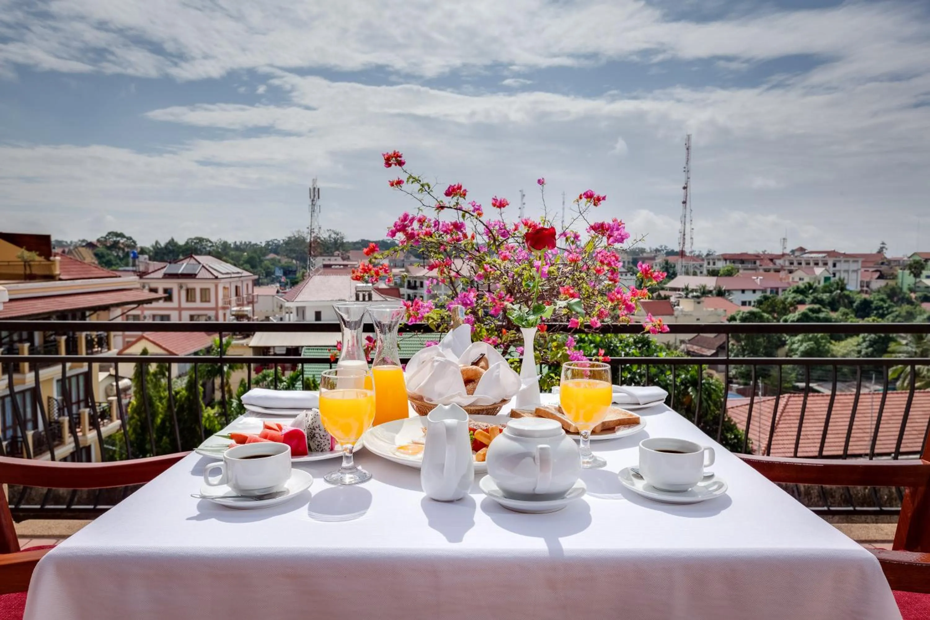 Mountain view in Angkor Paradise Hotel