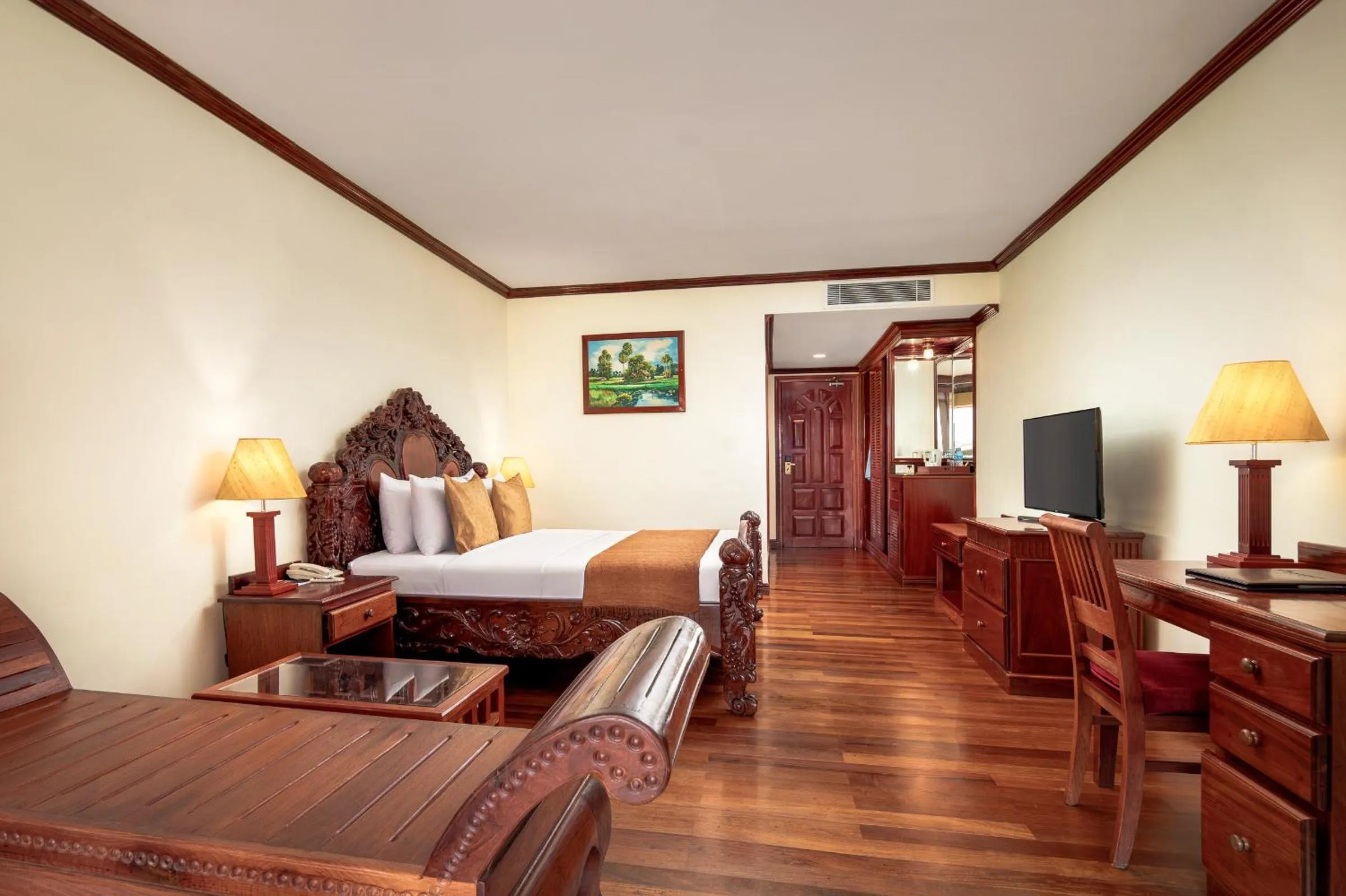 Guests, Bed in Angkor Paradise Hotel