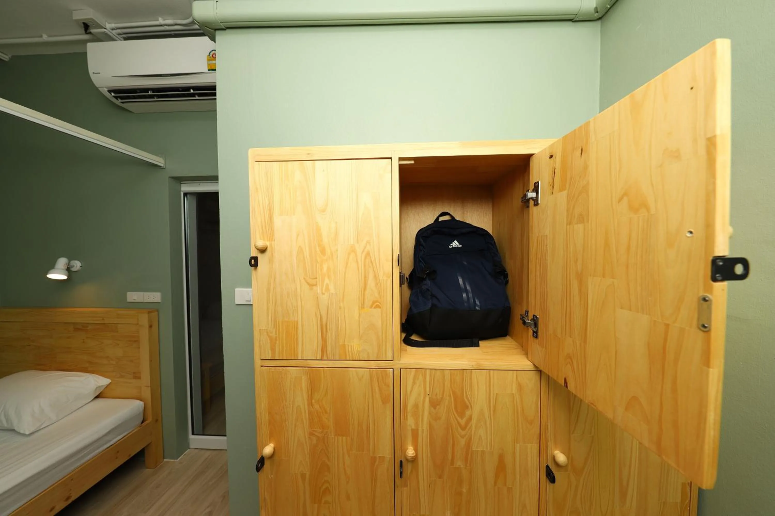 Bed in Ekanake hostel