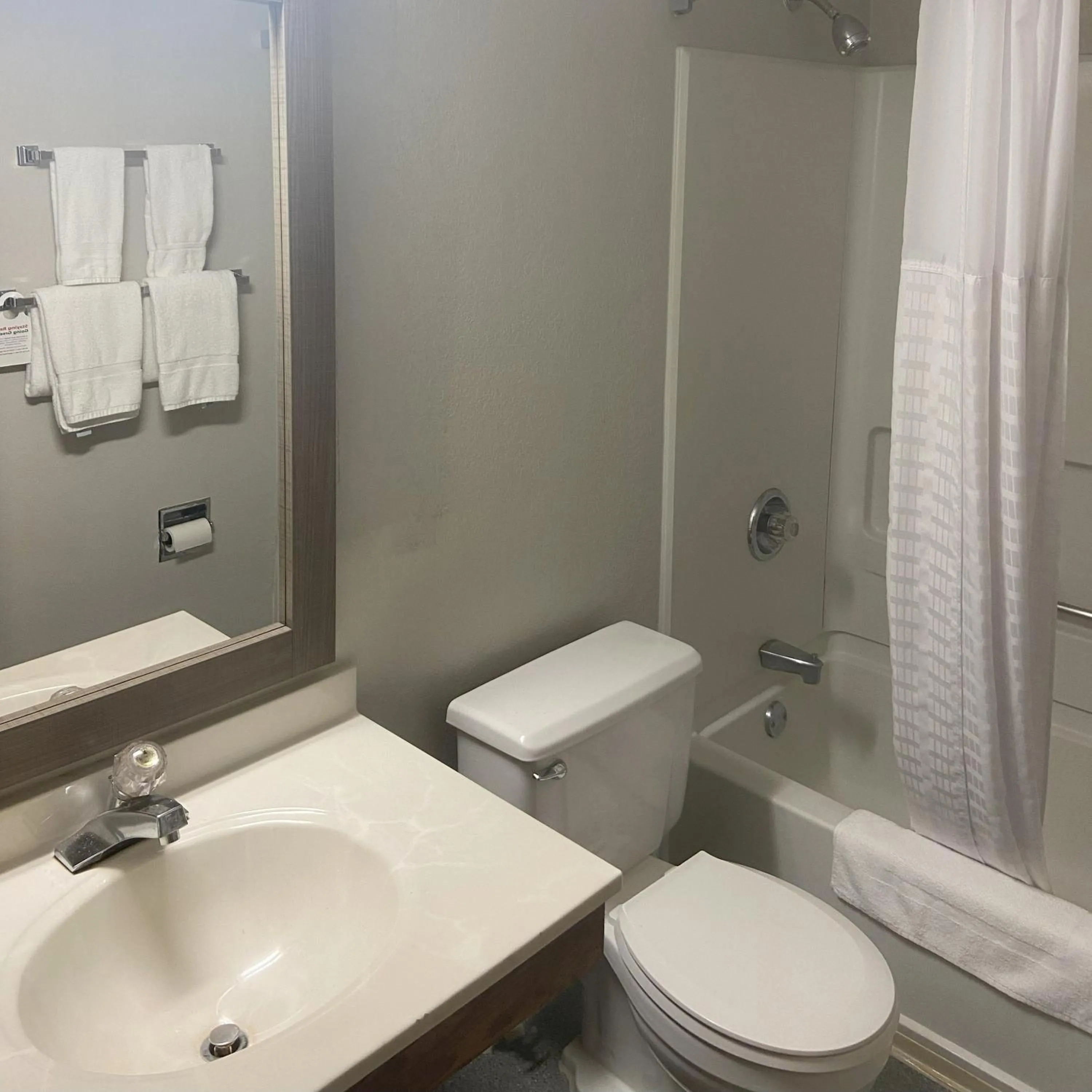 Bathroom in Red Roof Inn Queensbury