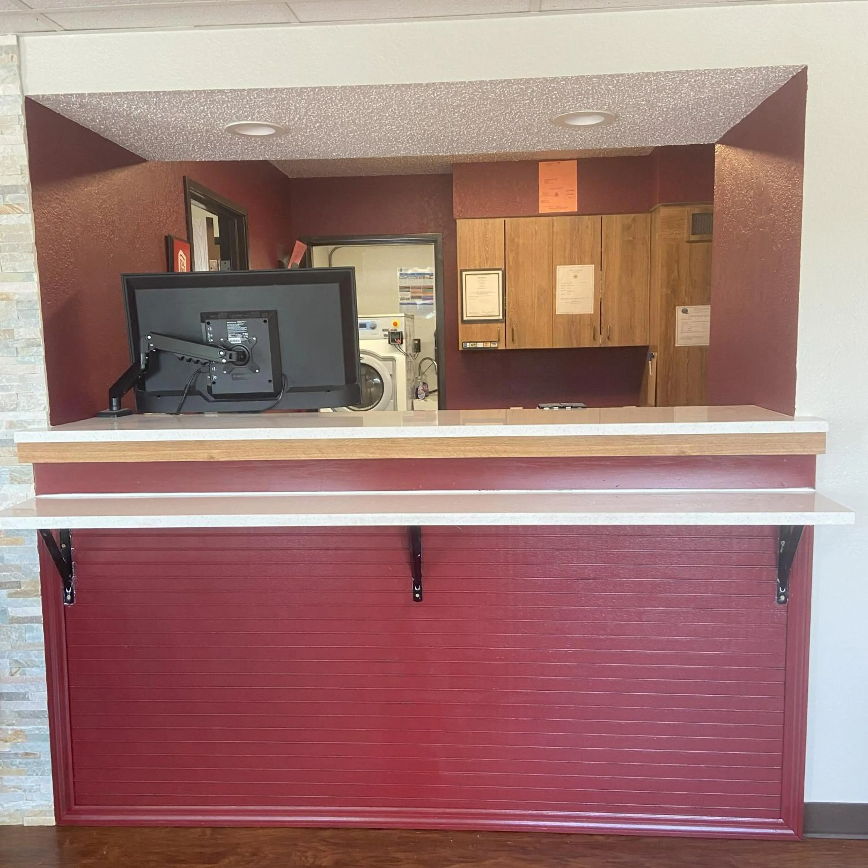 Lobby or reception in Red Roof Inn Queensbury