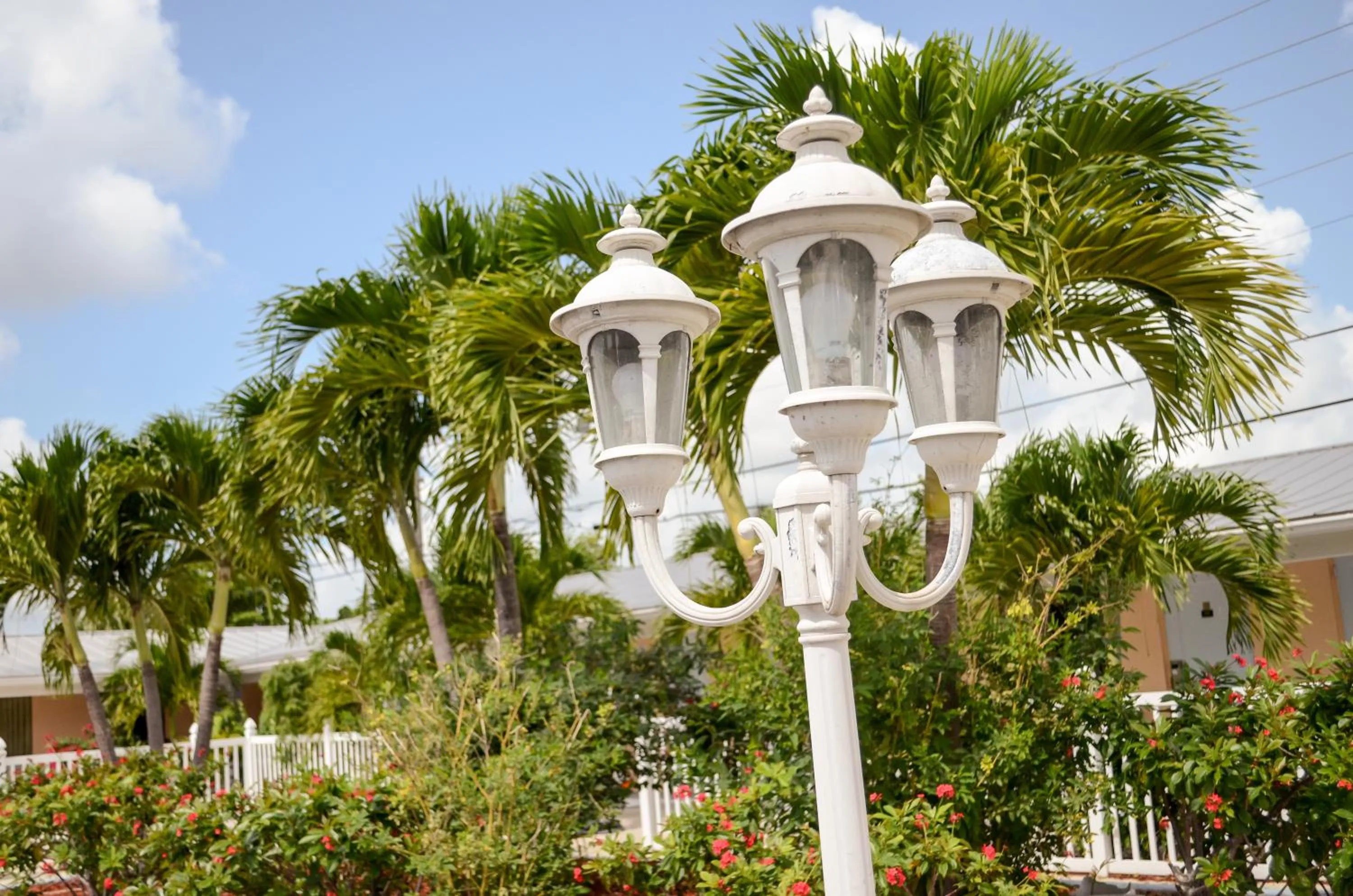 Patio in Economy Inn