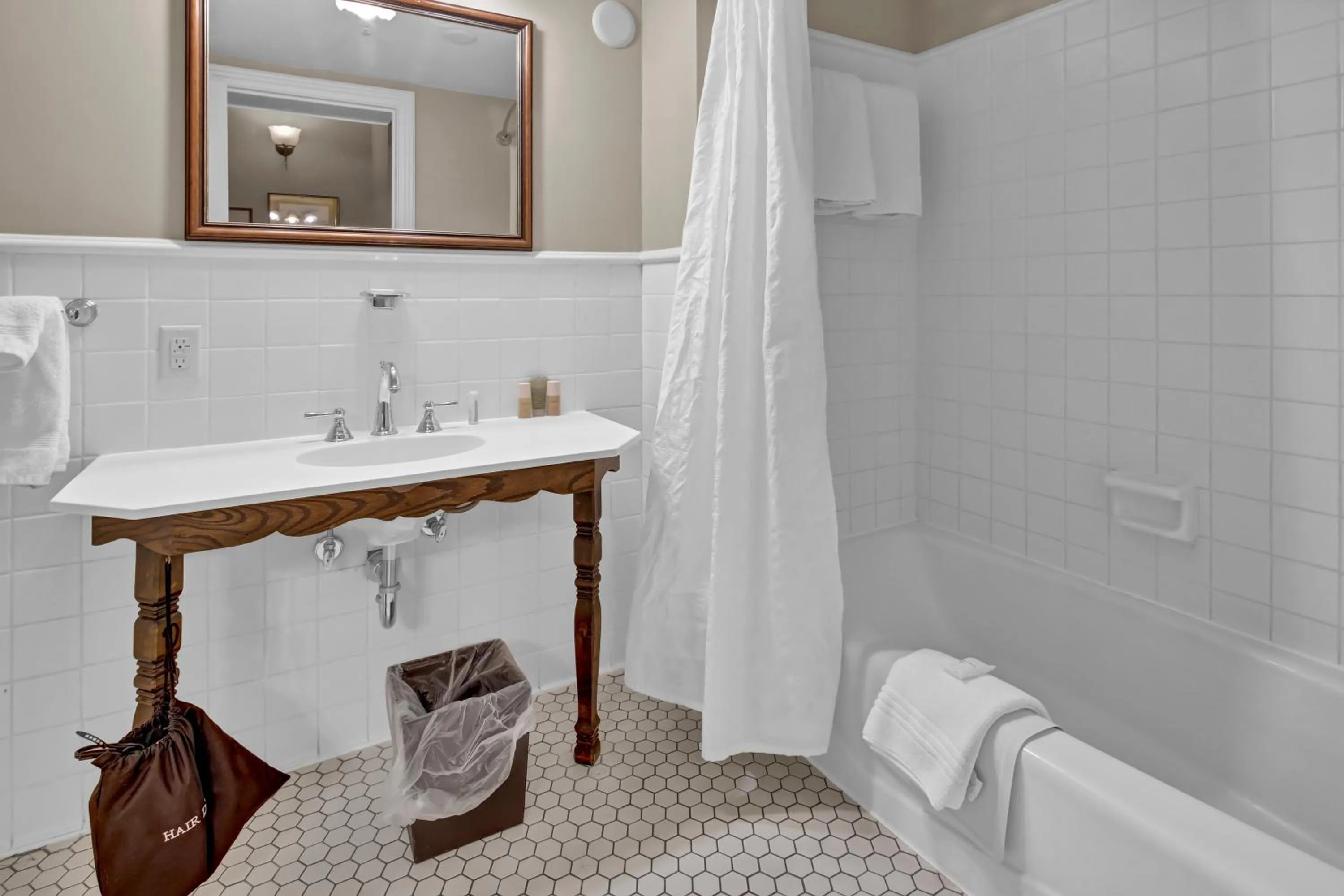 Bathroom in St James Hotel