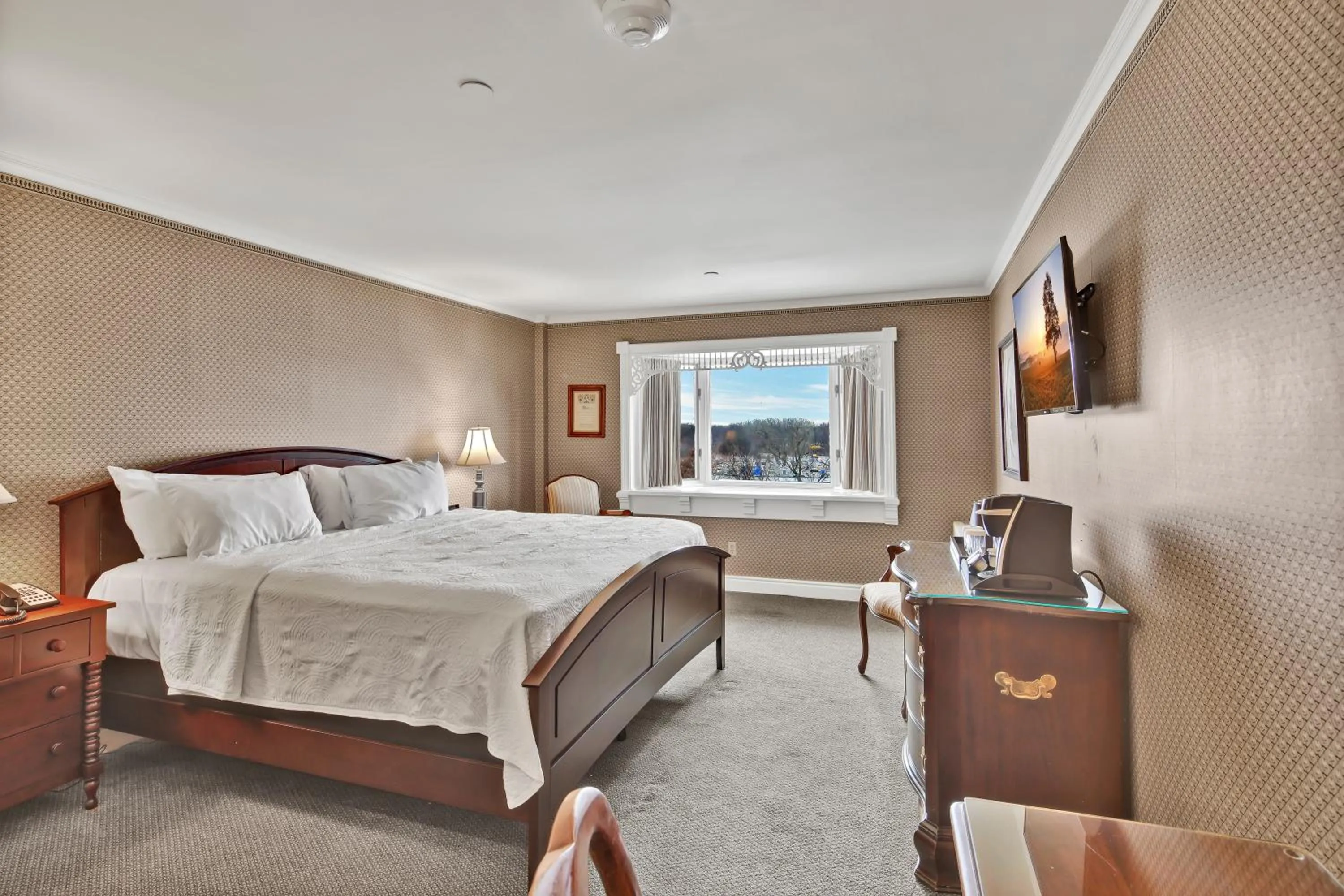 Bedroom, Bed in St James Hotel