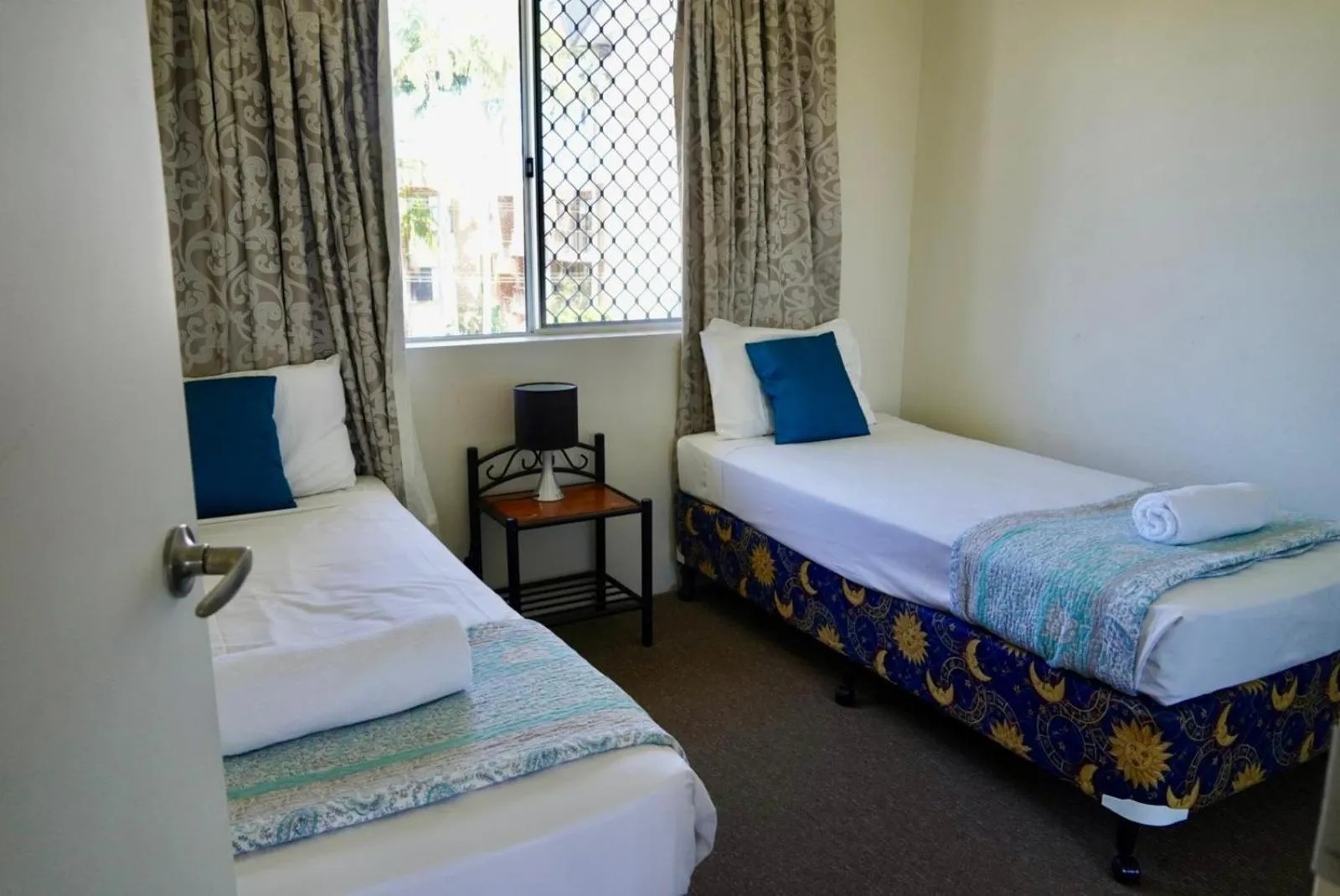 Bed in Pelican Cove Waterfront Apartment