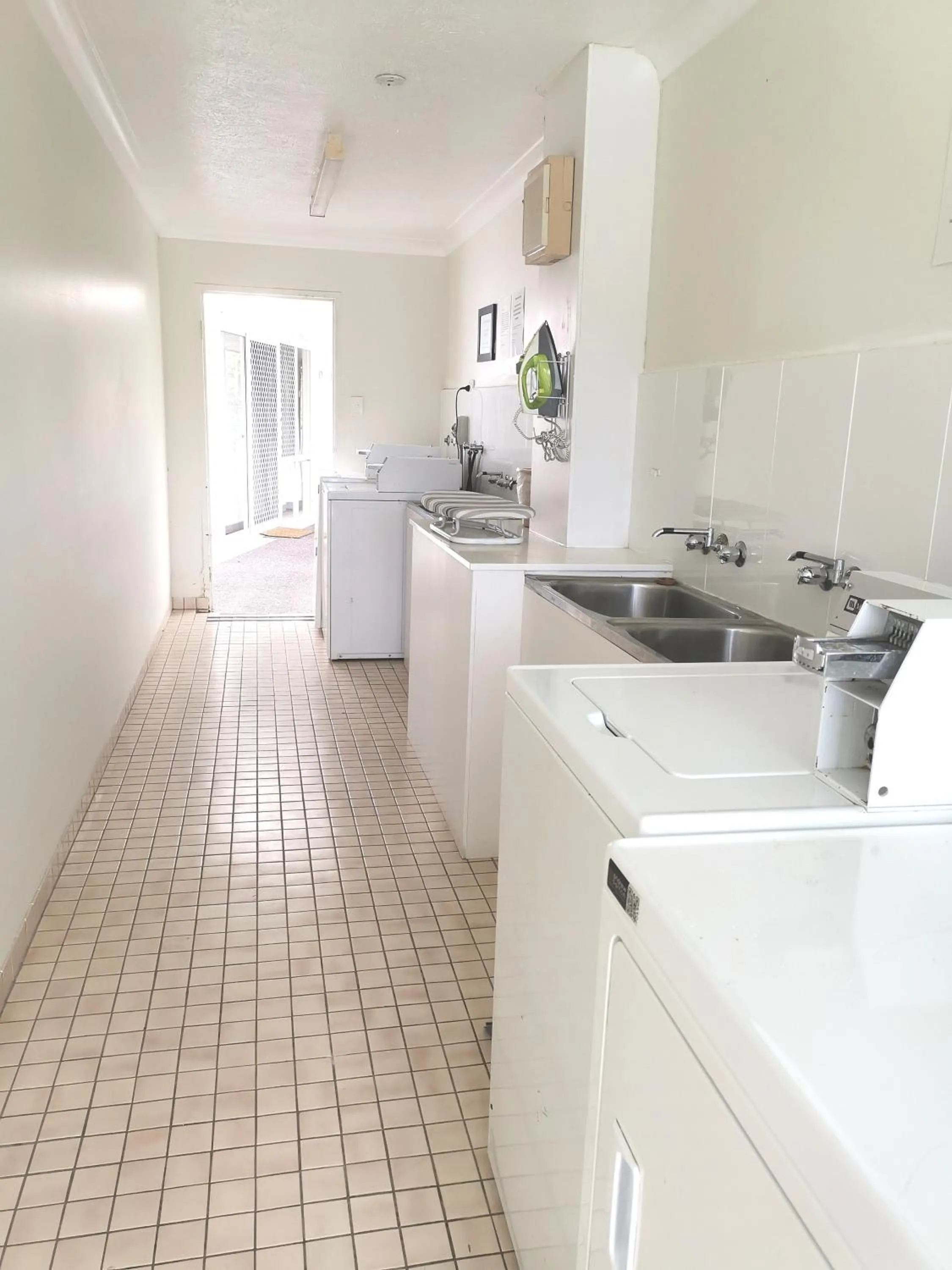 laundry in Bay of Palms