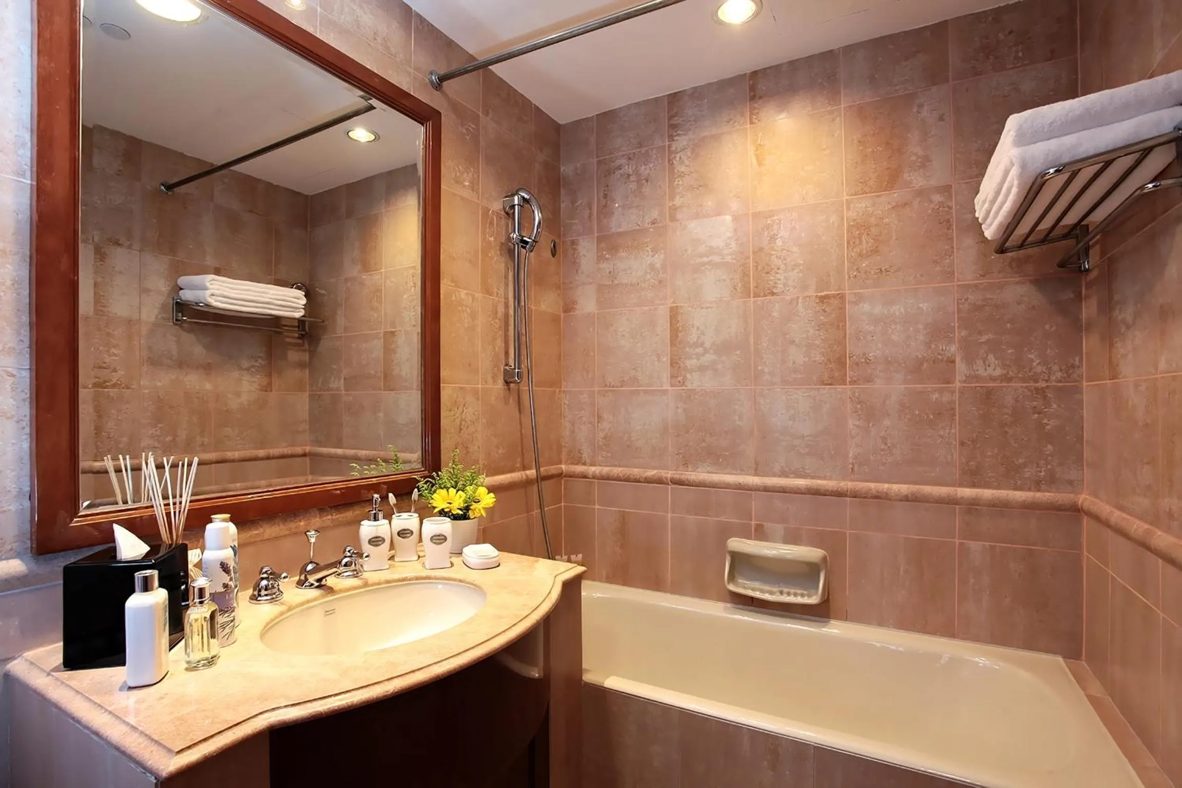 Bathroom in Village Residence Robertson Quay by Far East Hospitality