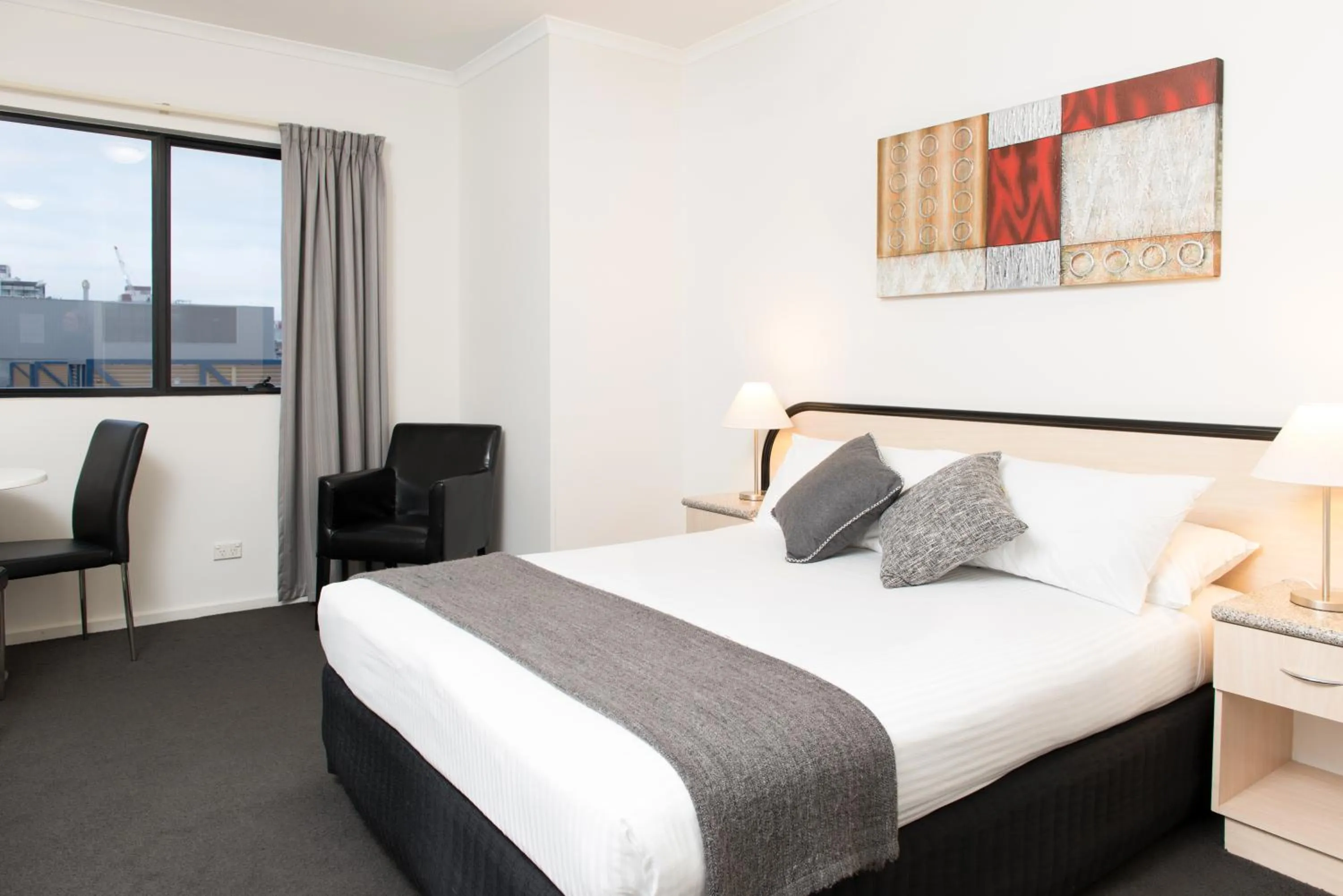 Photo of the whole room, Bed in Adelaide Riviera Hotel
