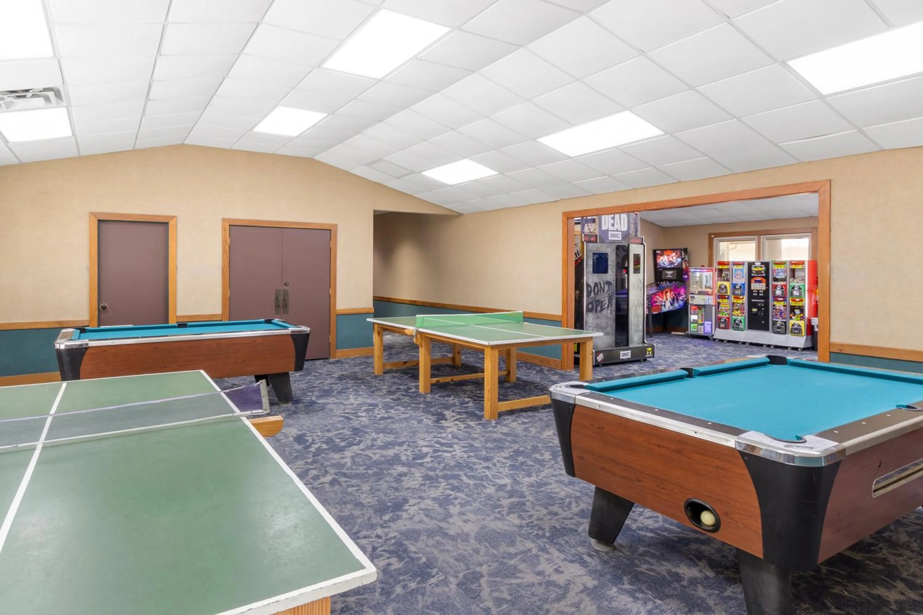 Billiard in Fairway Forest