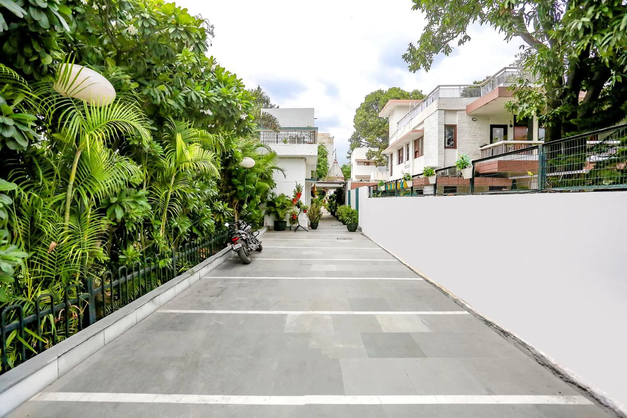 Facade/entrance in FabHotel Pulse Impulse