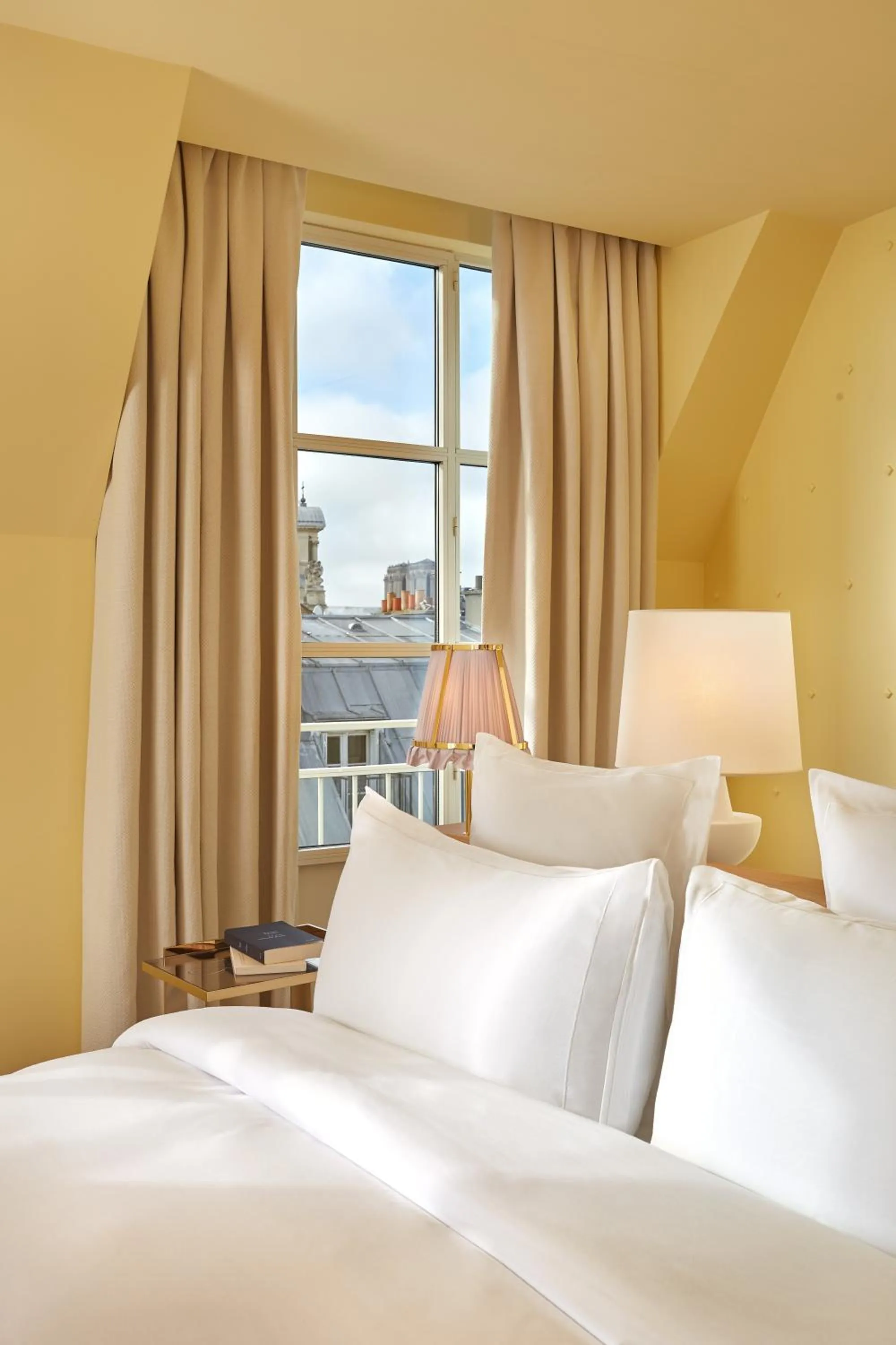 Decorative detail, Bed in 9Confidentiel