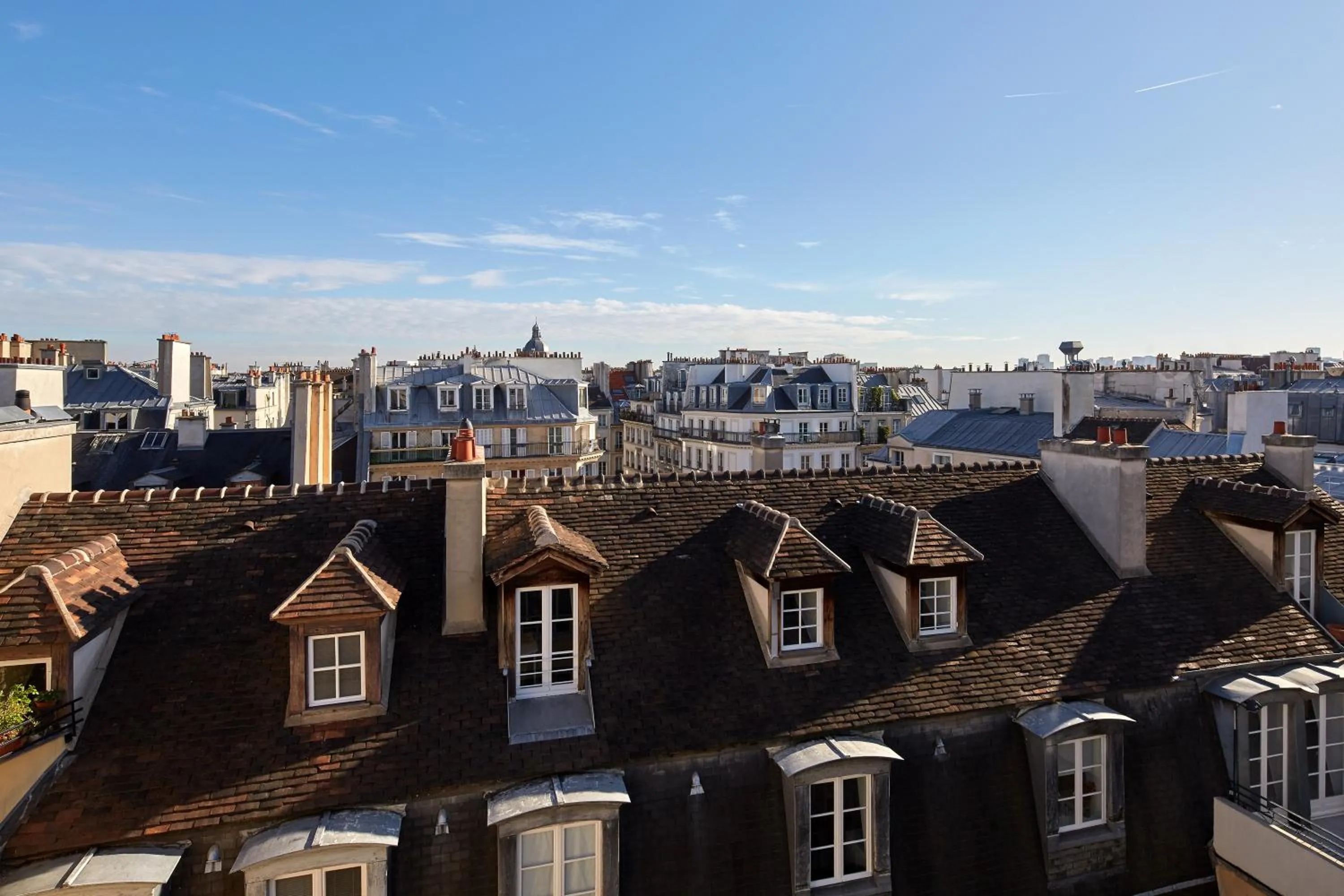 City view in 9Confidentiel