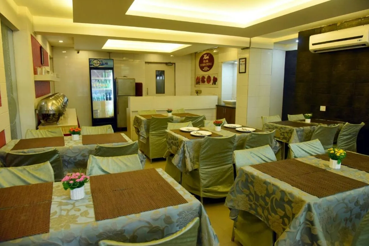 Continental breakfast in Hotel Pearl International