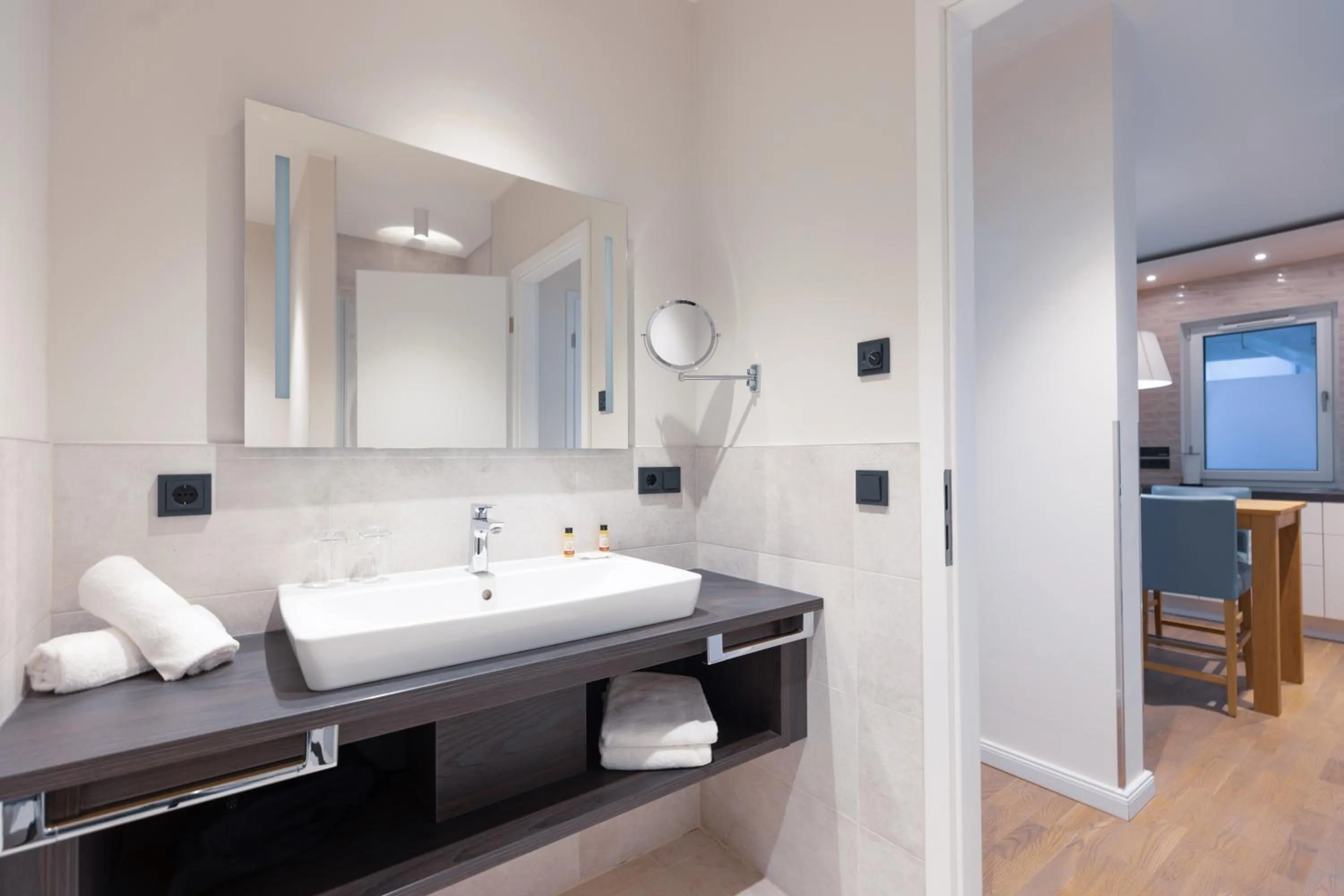 Bathroom in Maremüritz Yachthafen Resort