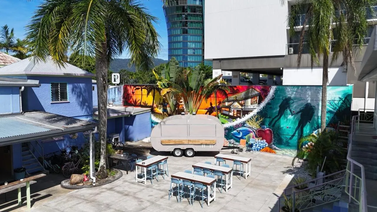 Caravella Backpackers