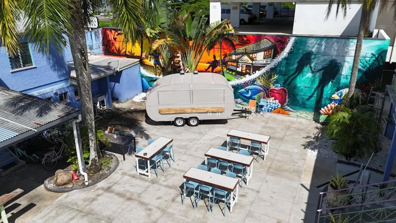 Caravella Backpackers