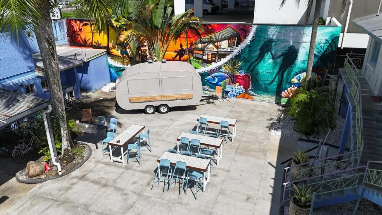 Caravella Backpackers