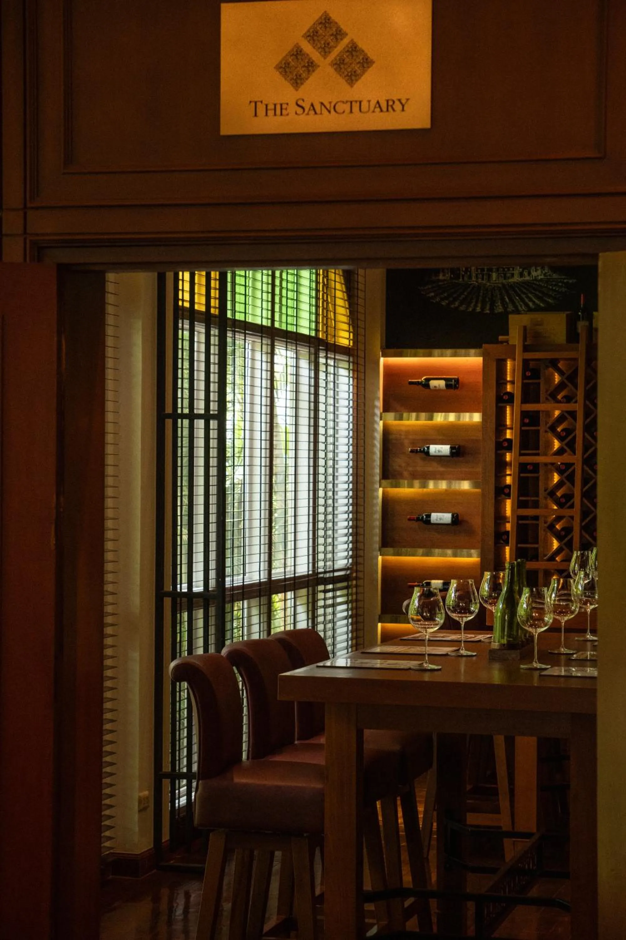 Lounge or bar in Sofitel Angkor Phokeethra Golf & Spa Resort