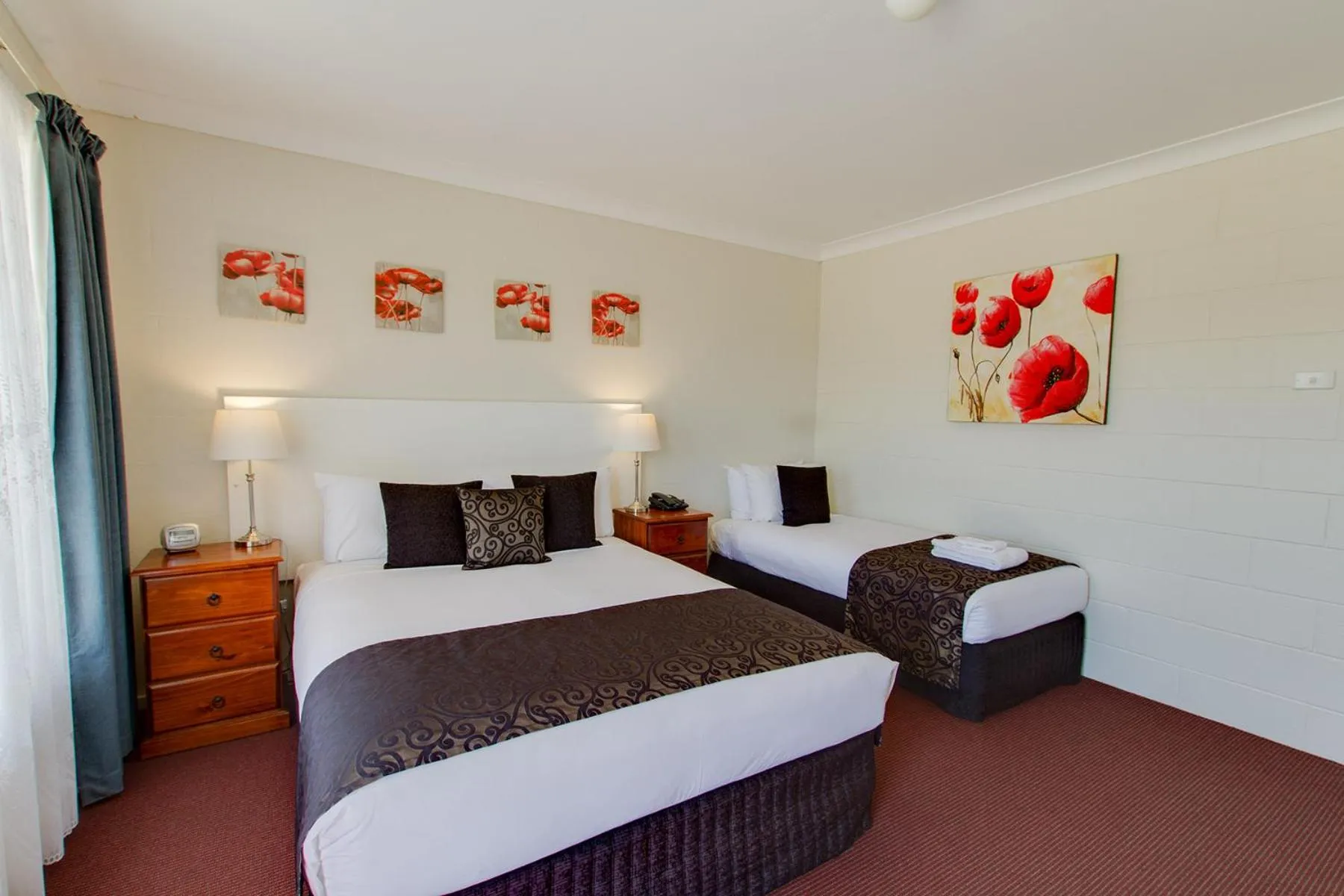 Bed in Clare Valley Motel