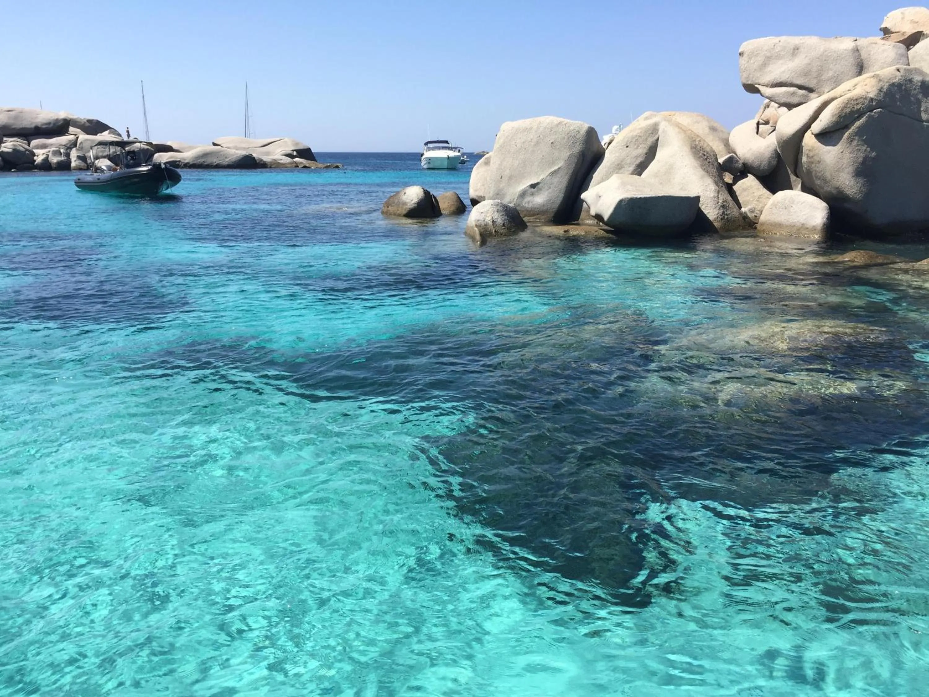 Area and facilities in Casagliana Suite Resort