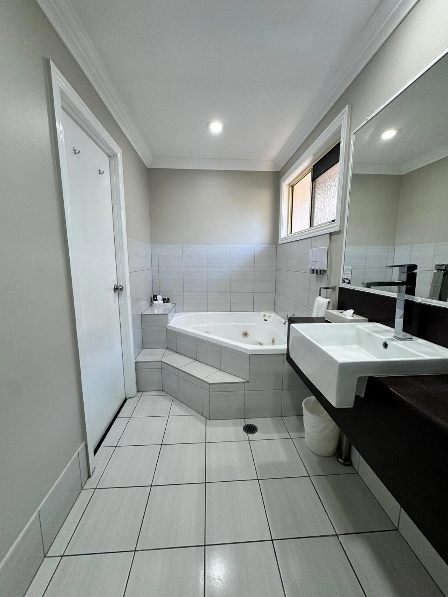 Bathroom in Ambassador On Ruthven