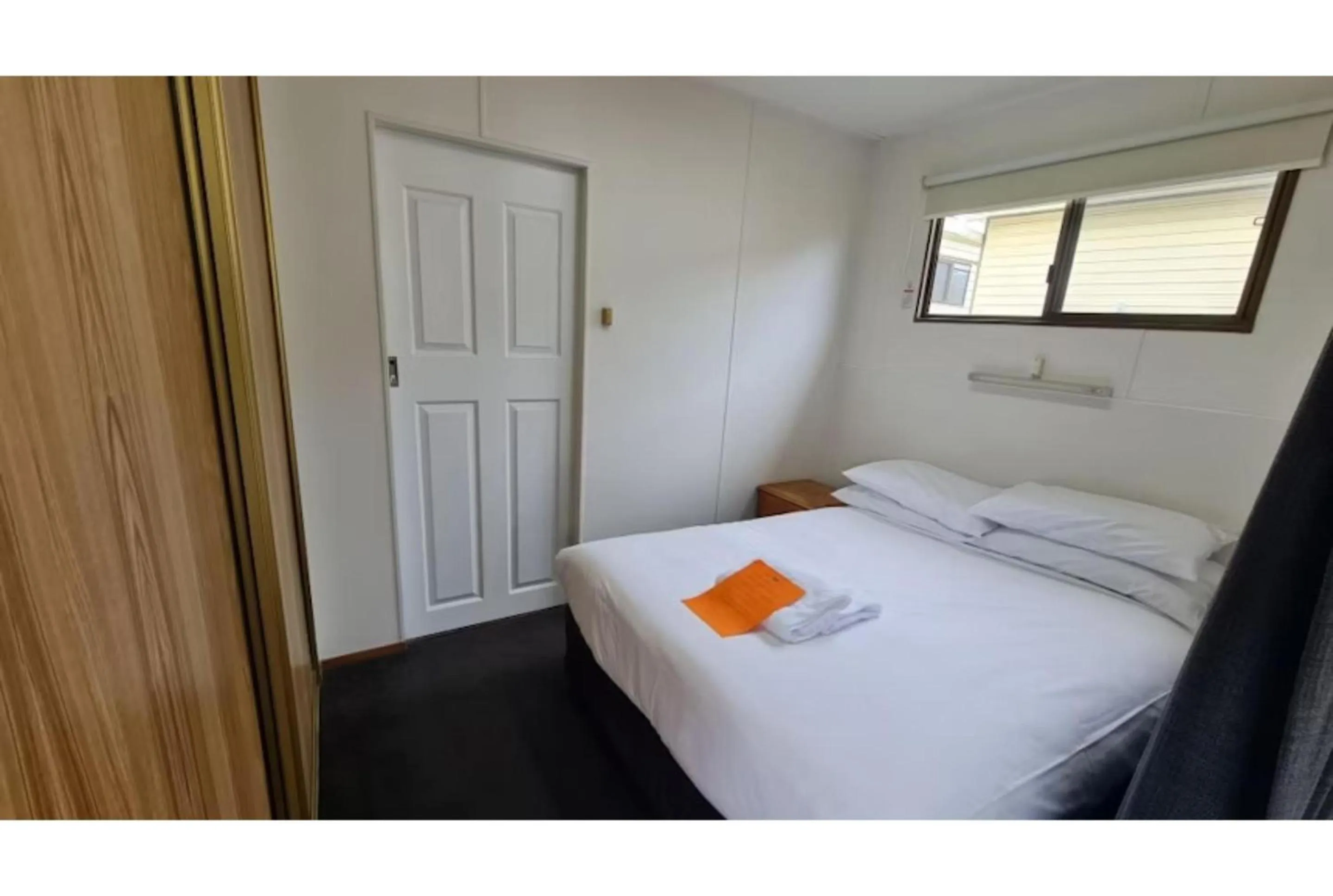 Bedroom, Bed in Discovery Parks - Mornington Hobart