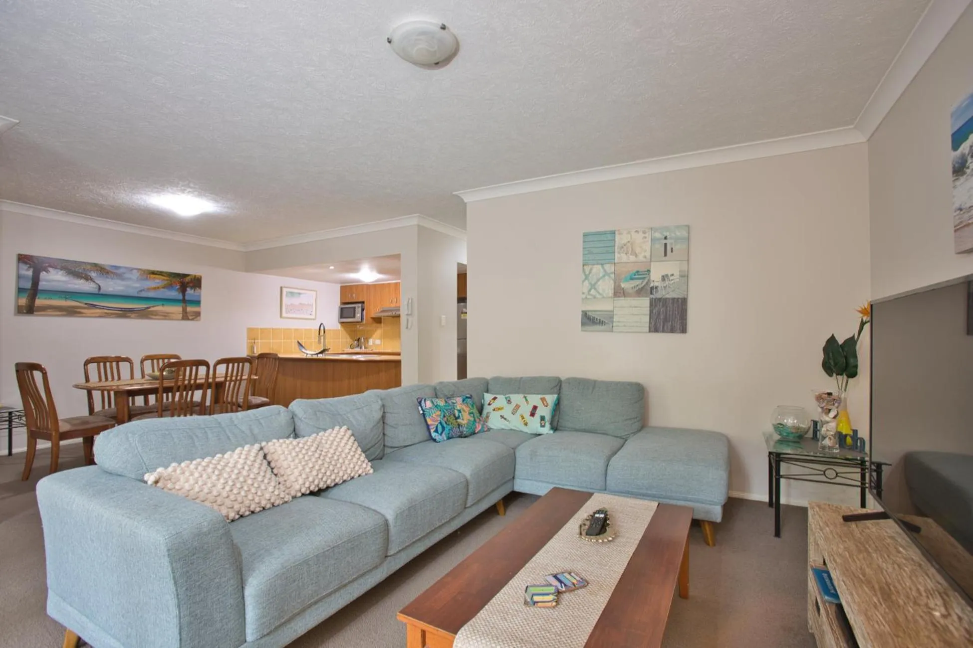 Bila Vista Kirra Beachside Apartments