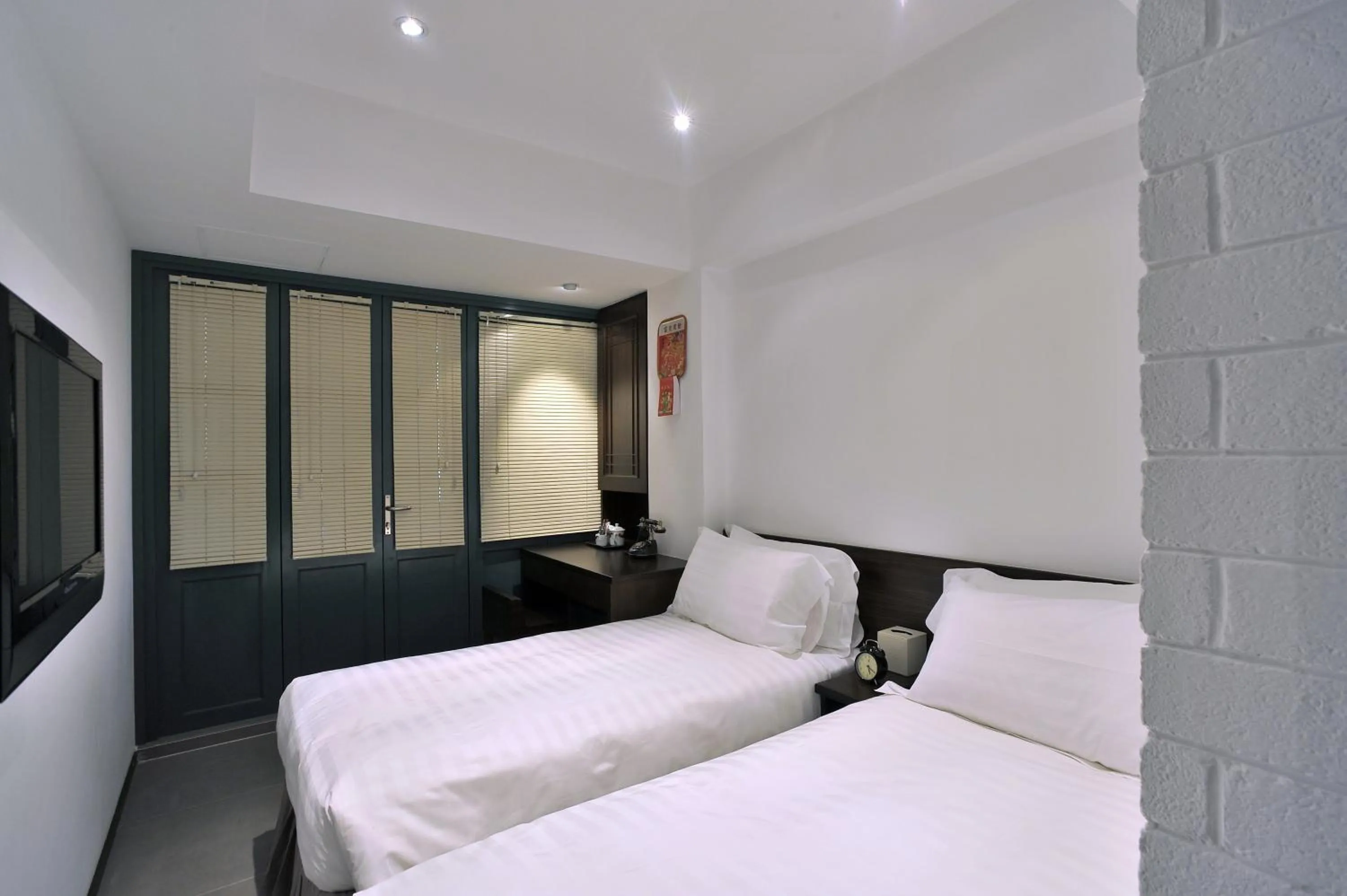 Bed in Mingle by The Park