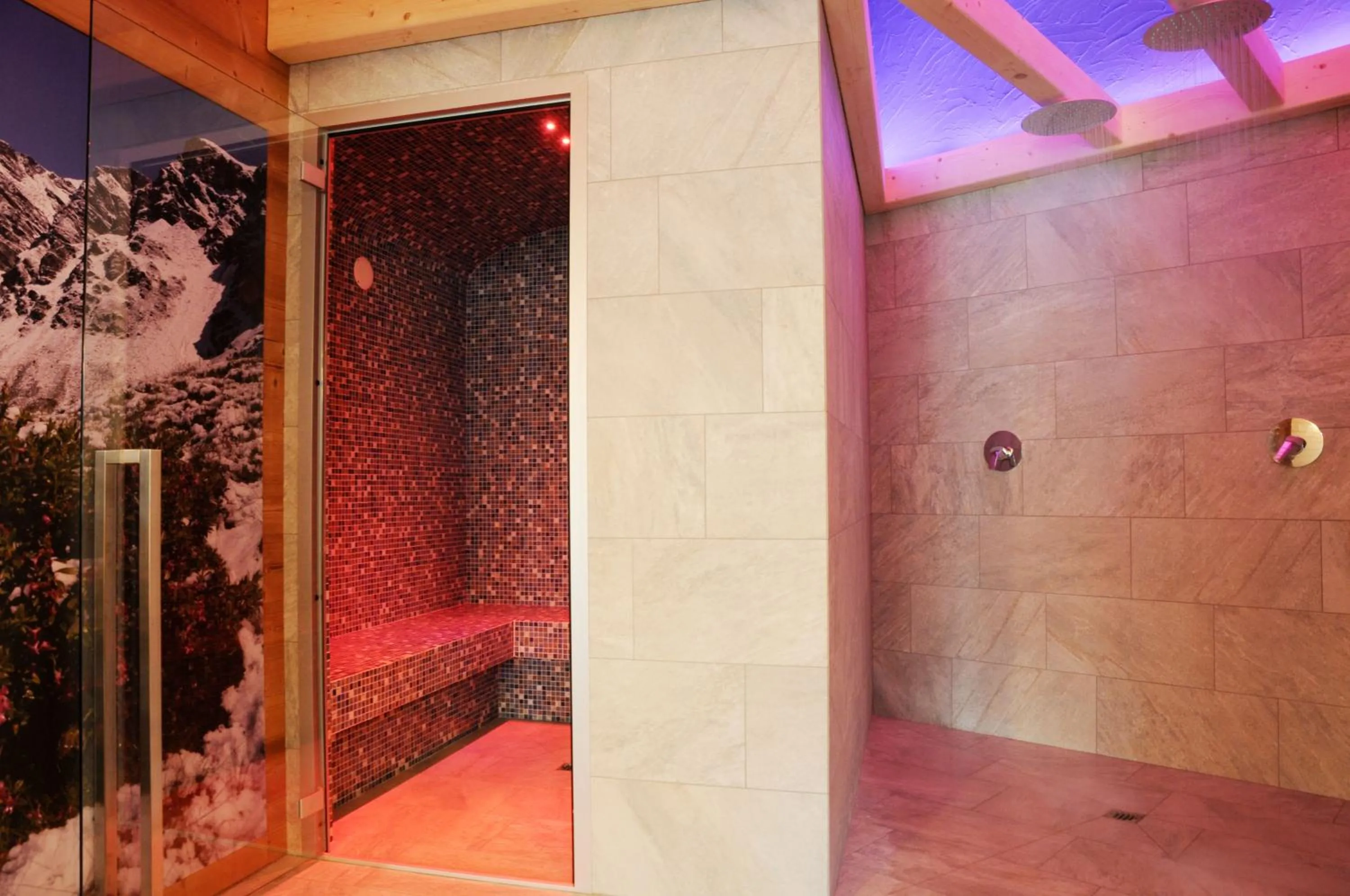 Activities in TOURING HOTEL & SPA