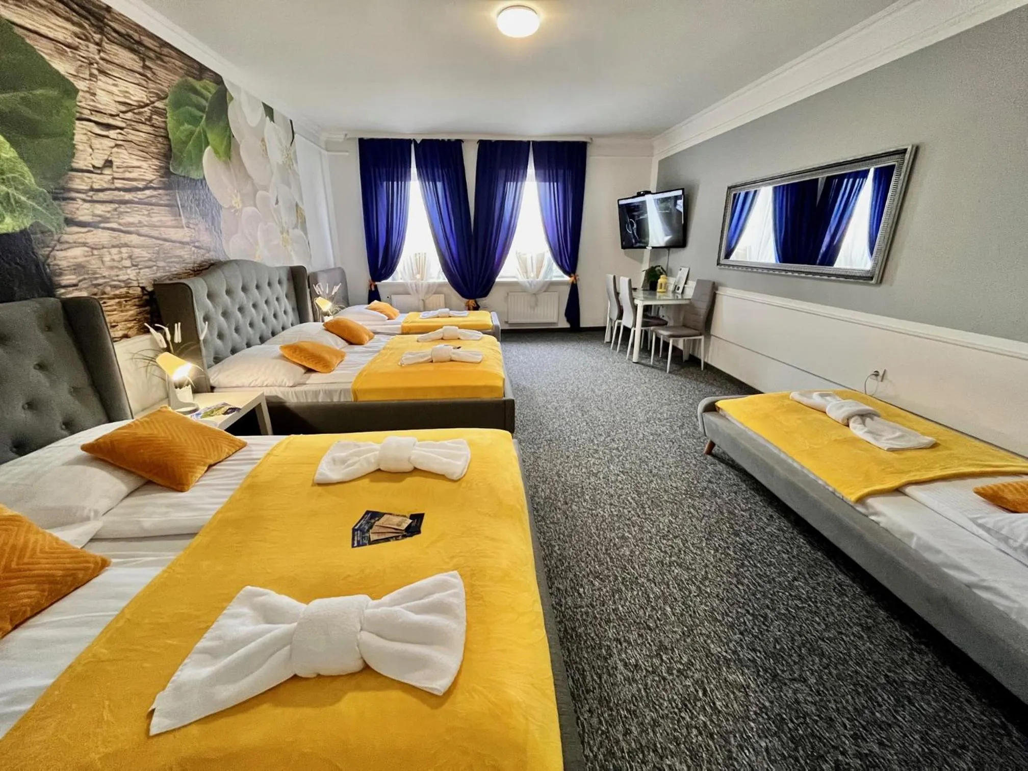 Photo of the whole room, Bed in Great Polonia Świdnica City Center