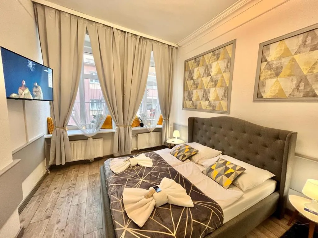 Photo of the whole room, Bed in Great Polonia Świdnica City Center