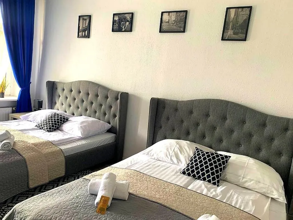 Photo of the whole room, Bed in Great Polonia Świdnica City Center