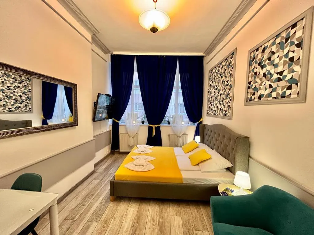 Photo of the whole room, Bed in Great Polonia Świdnica City Center