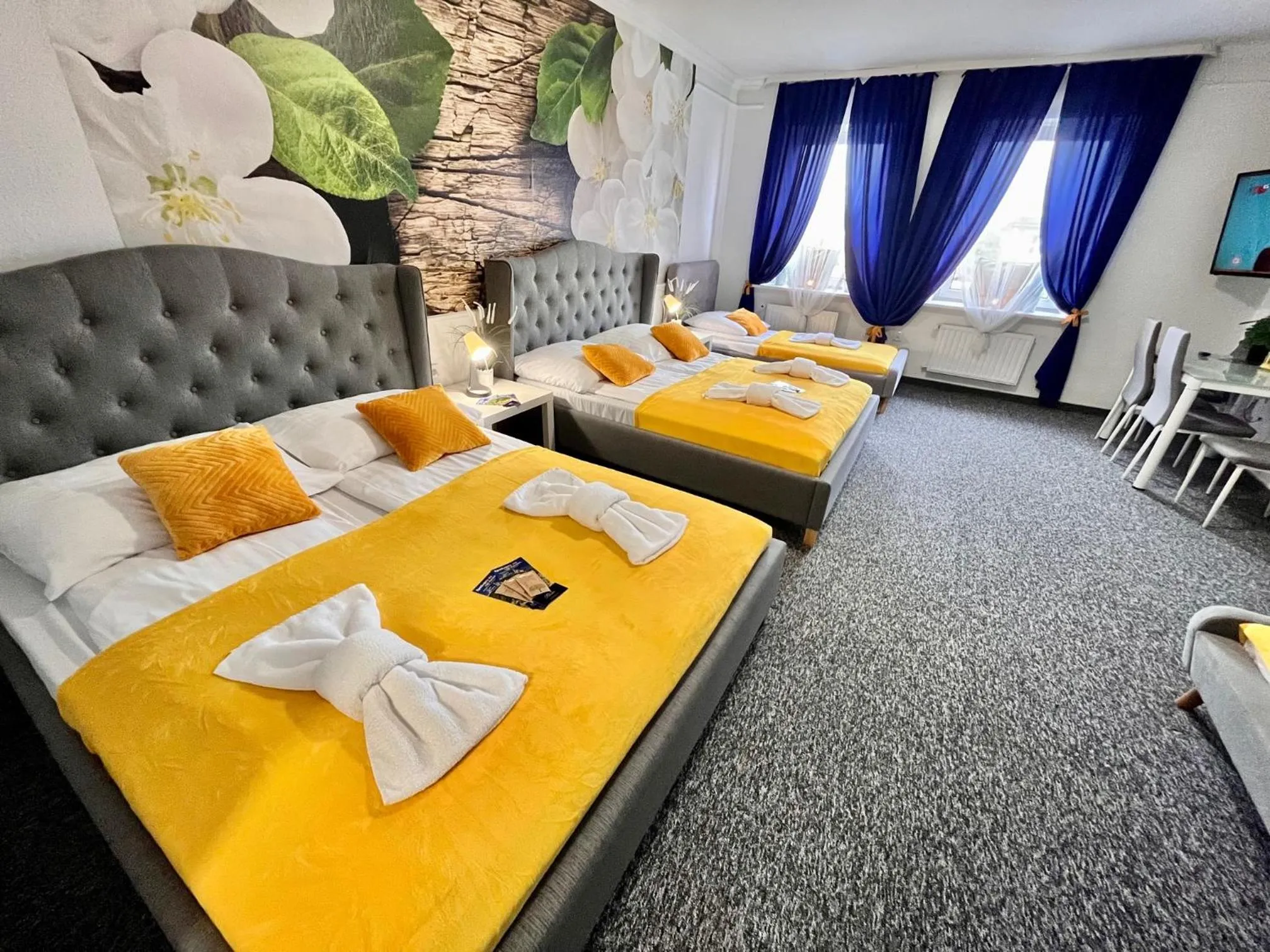 Photo of the whole room, Bed in Great Polonia Świdnica City Center