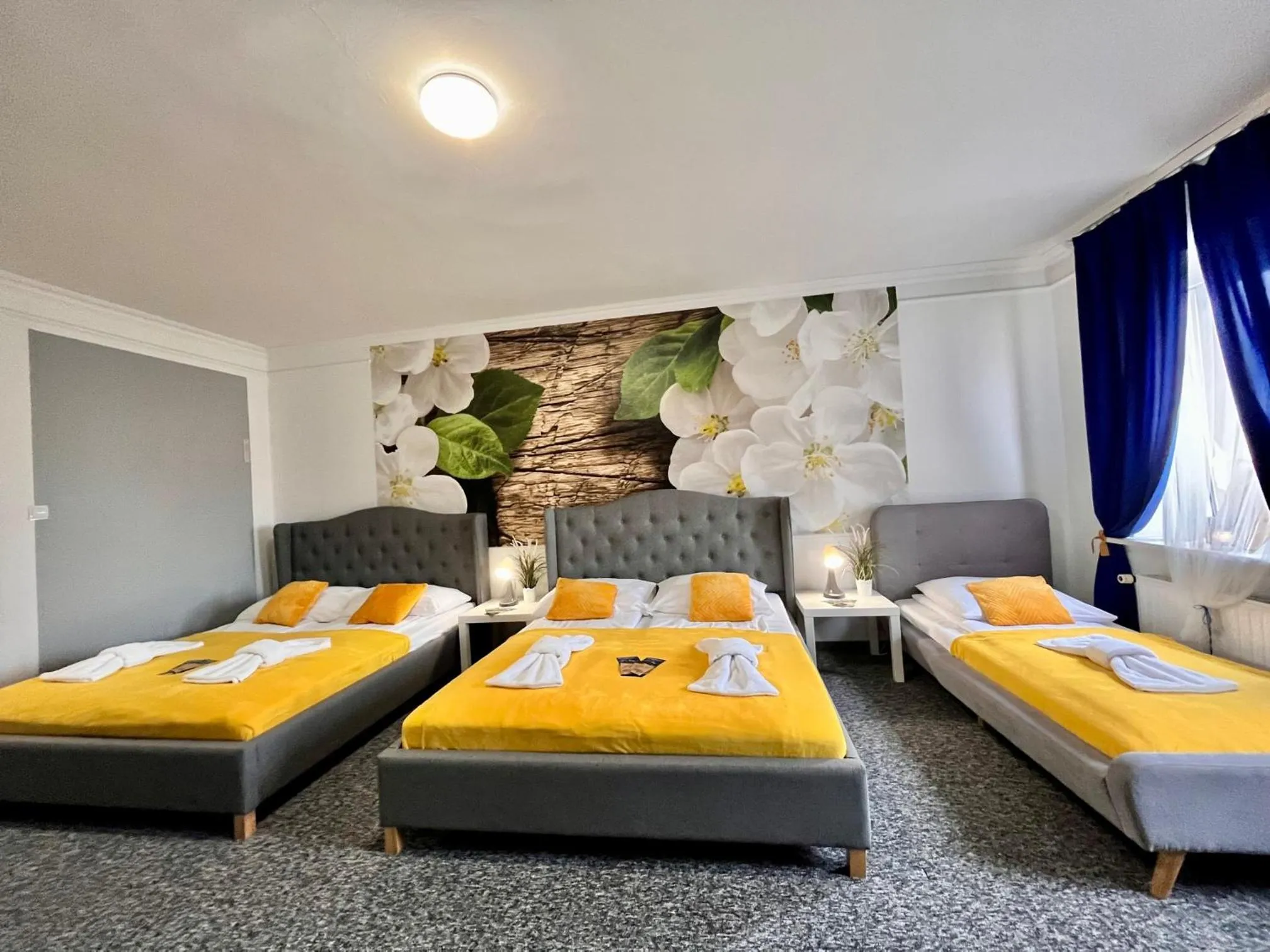 Photo of the whole room, Bed in Great Polonia Świdnica City Center