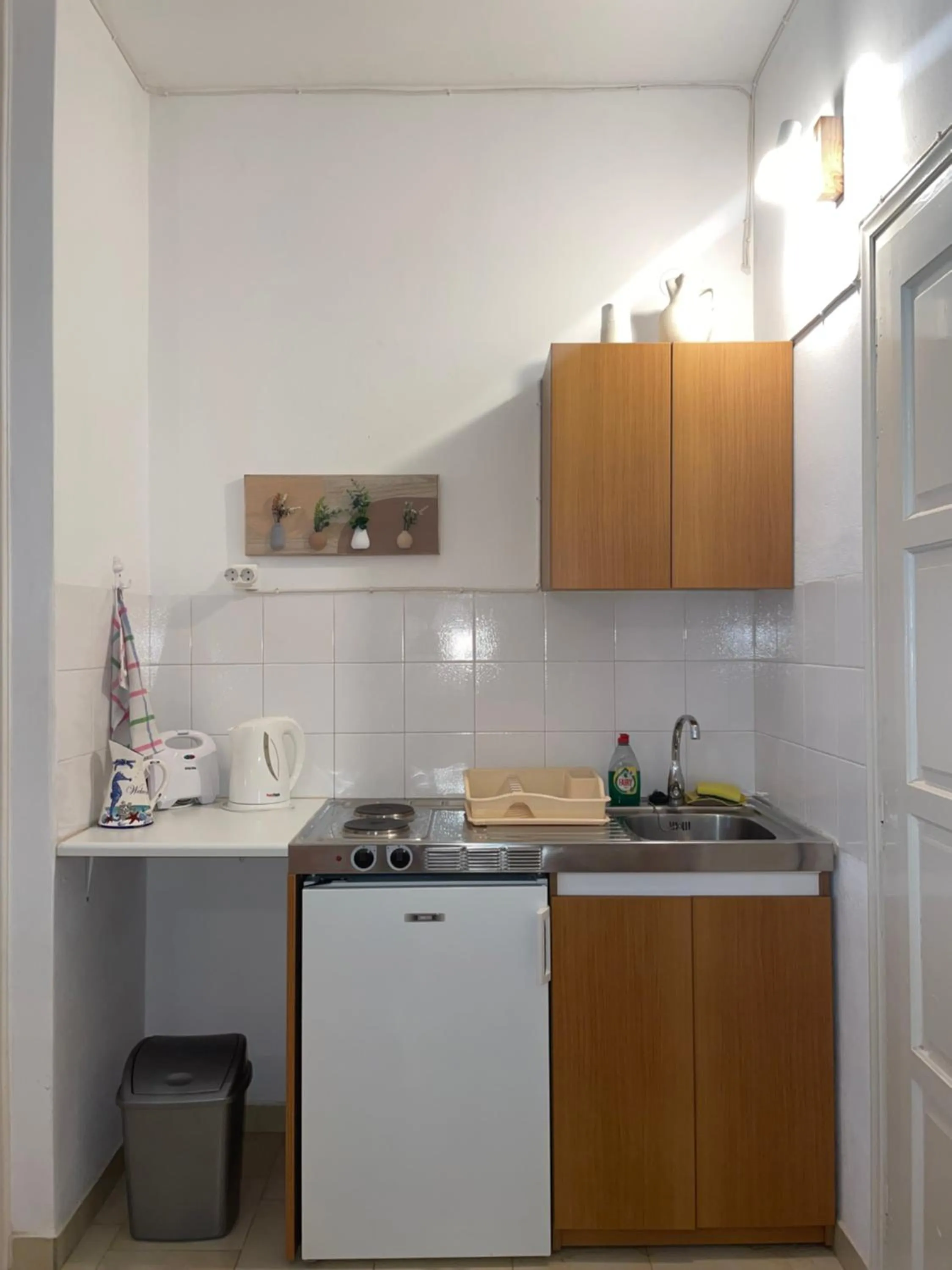 Coffee/tea facilities in Villa Gelly's Studios