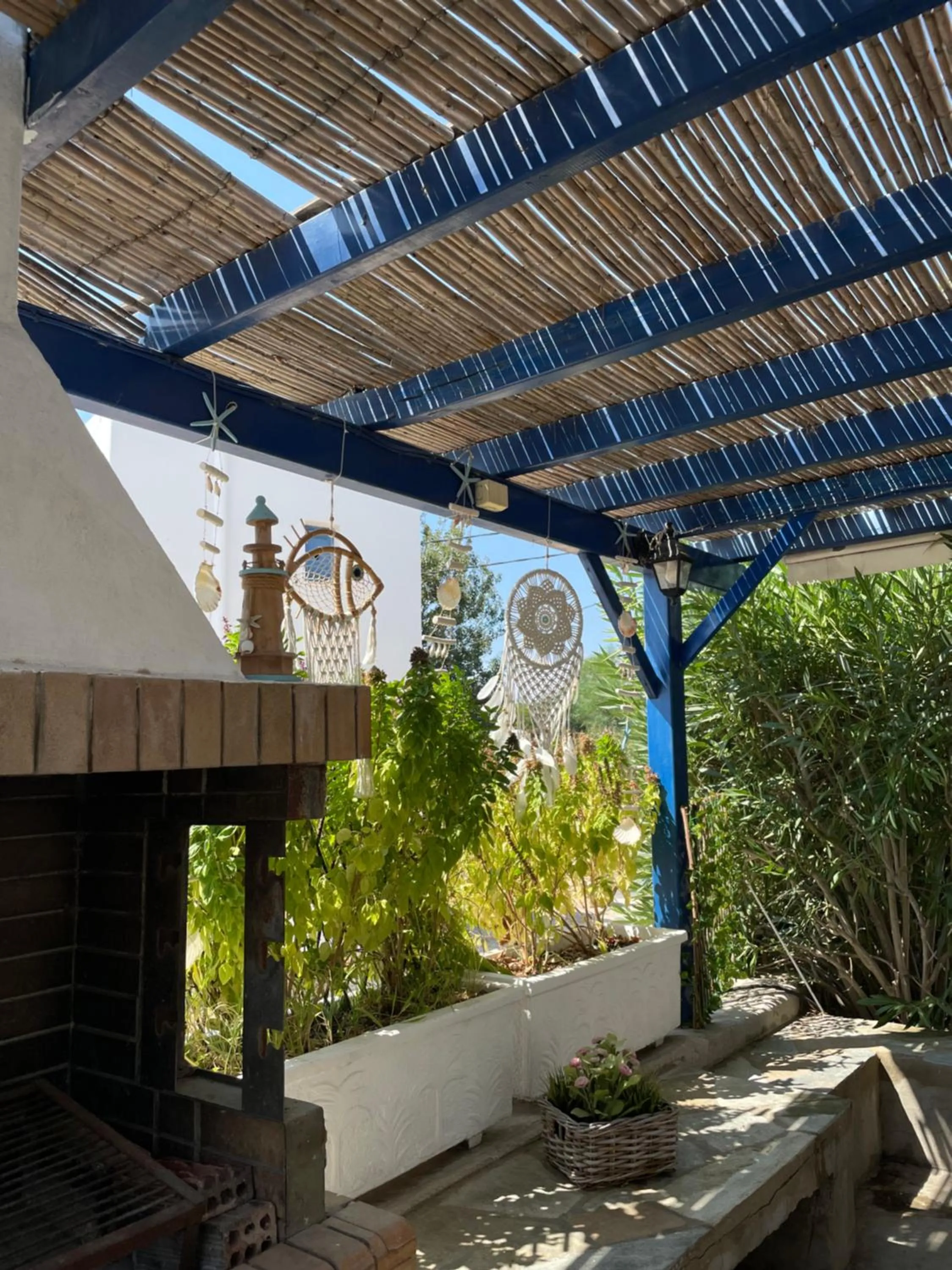 BBQ facilities in Villa Gelly's Studios