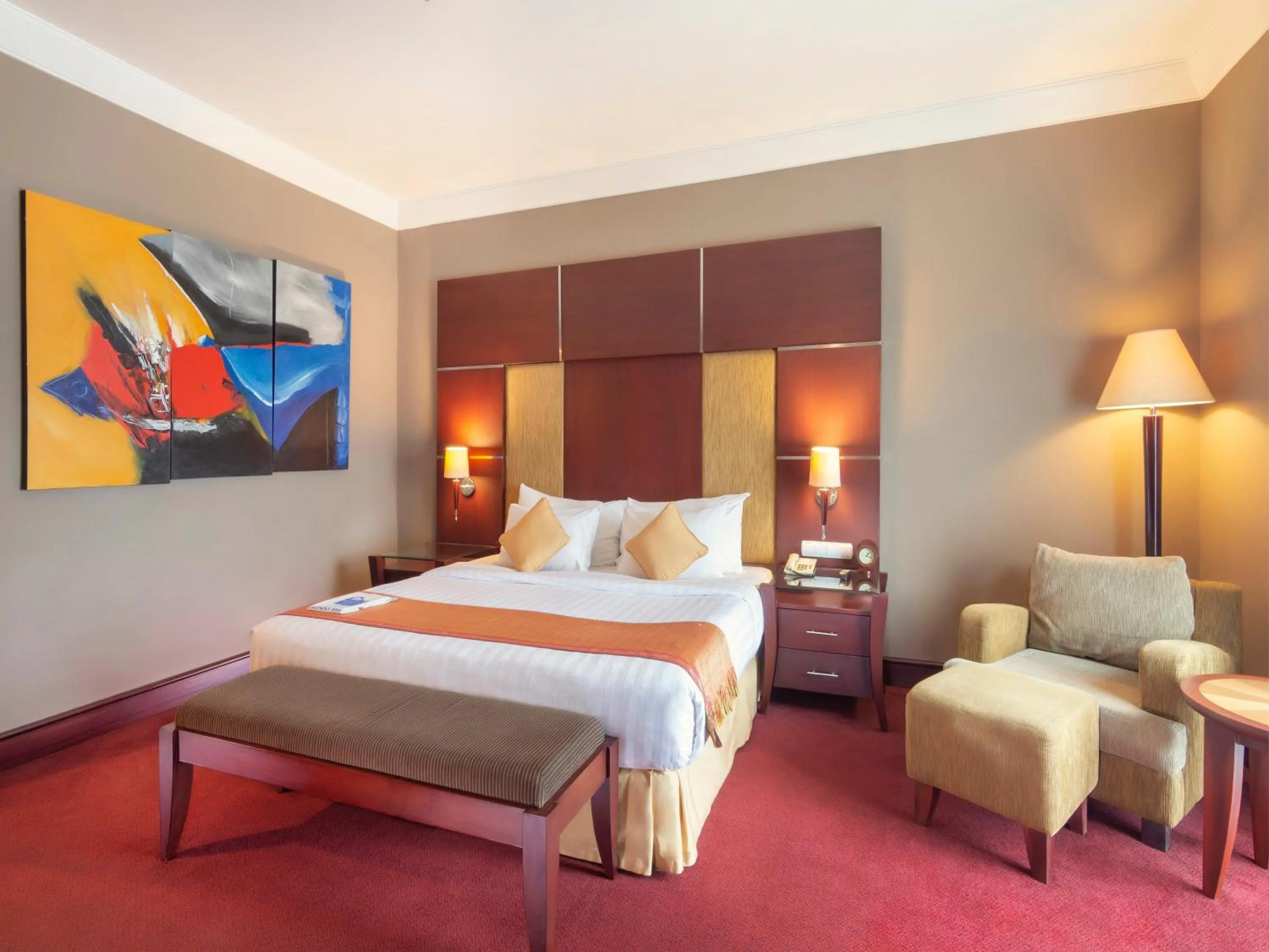 Bedroom, Bed in Blue Sky Hotel Balikpapan