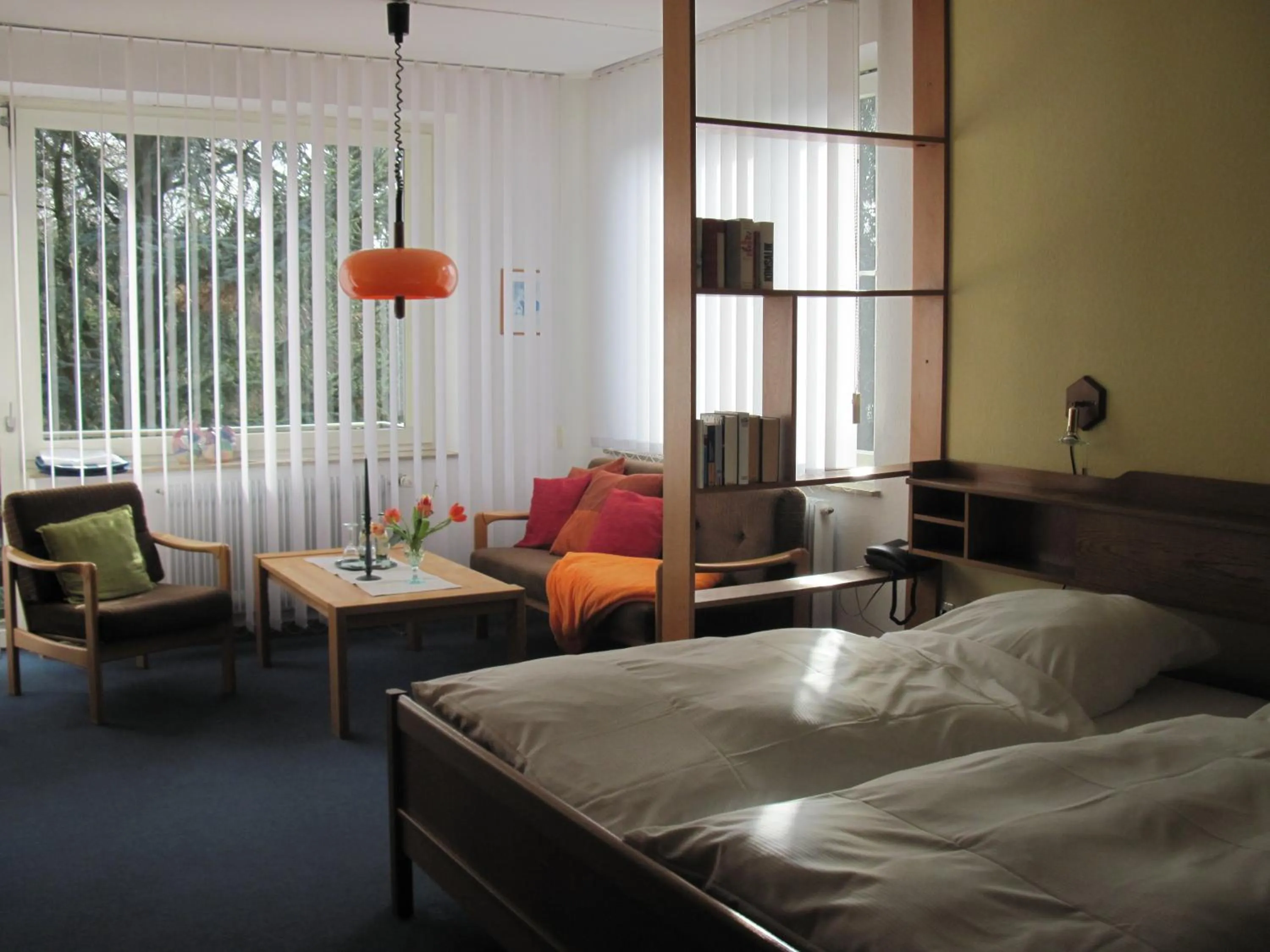 Photo of the whole room, Bed in Hotel-Café "Schauinsland"