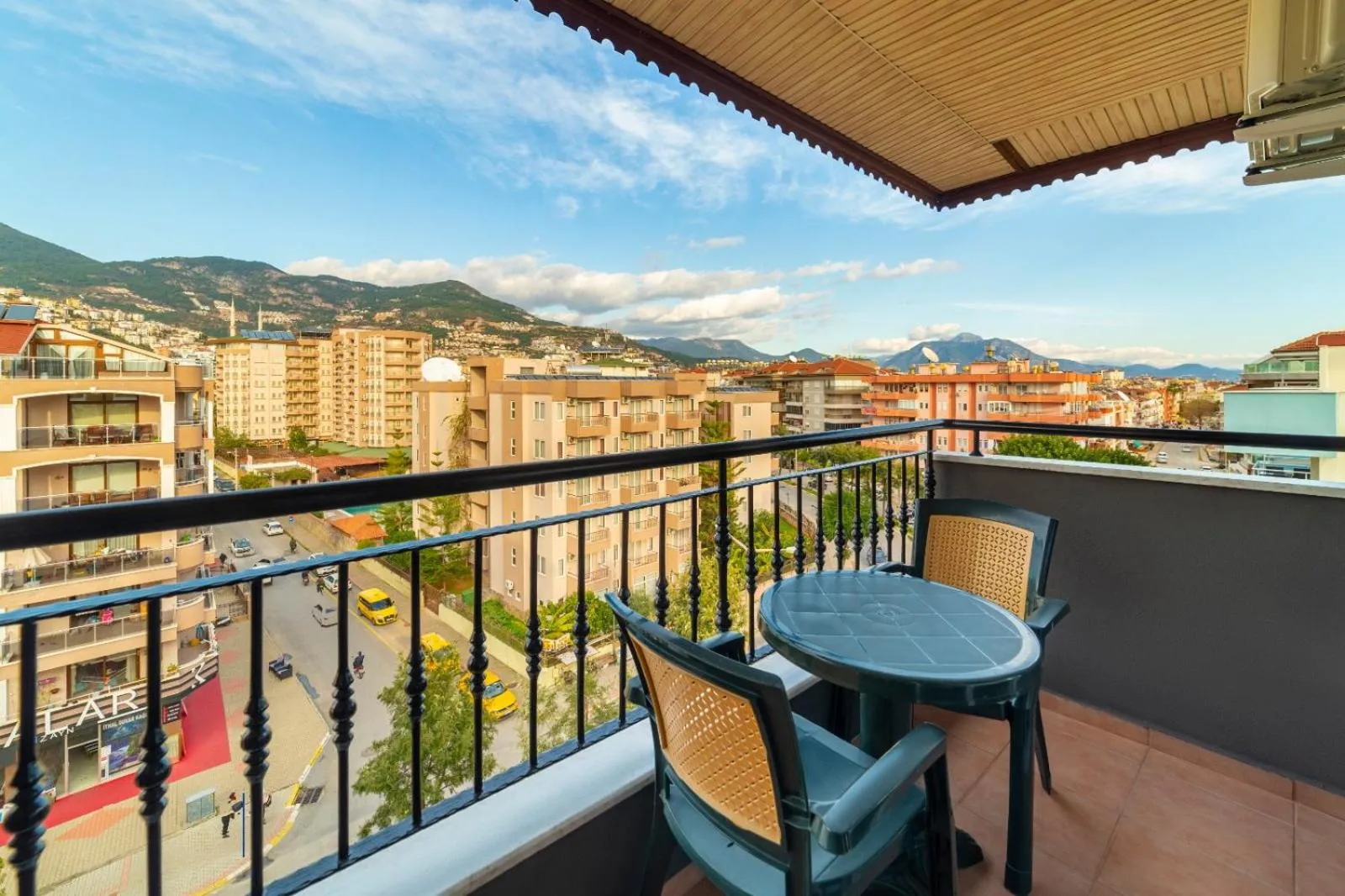 Balcony/Terrace in Royalisa City Apart Hotel