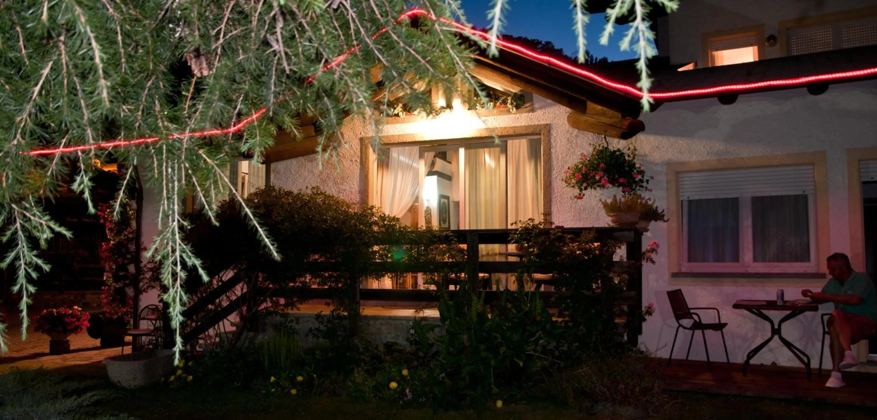 Property building in La Roche Hotel Appartments