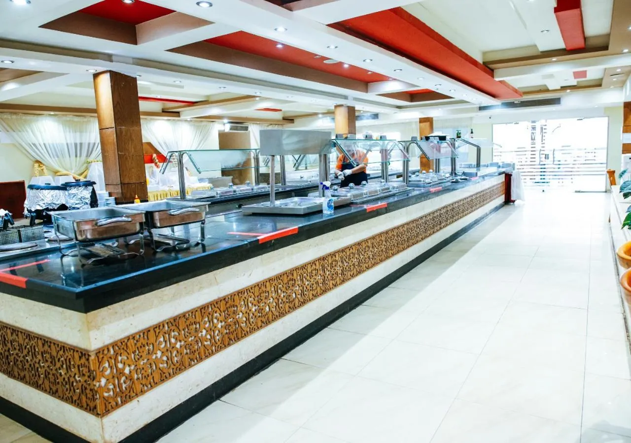 Restaurant/places to eat in Retal View Resort El Sokhna Aqua Park