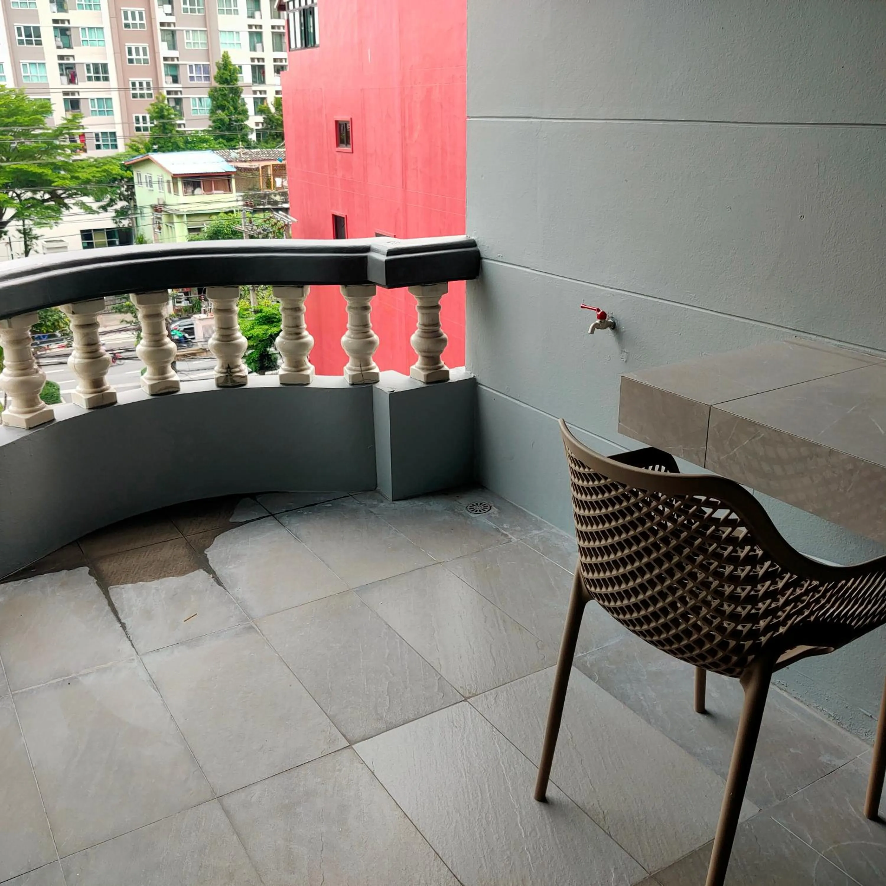 Balcony/Terrace in Boss Mansion