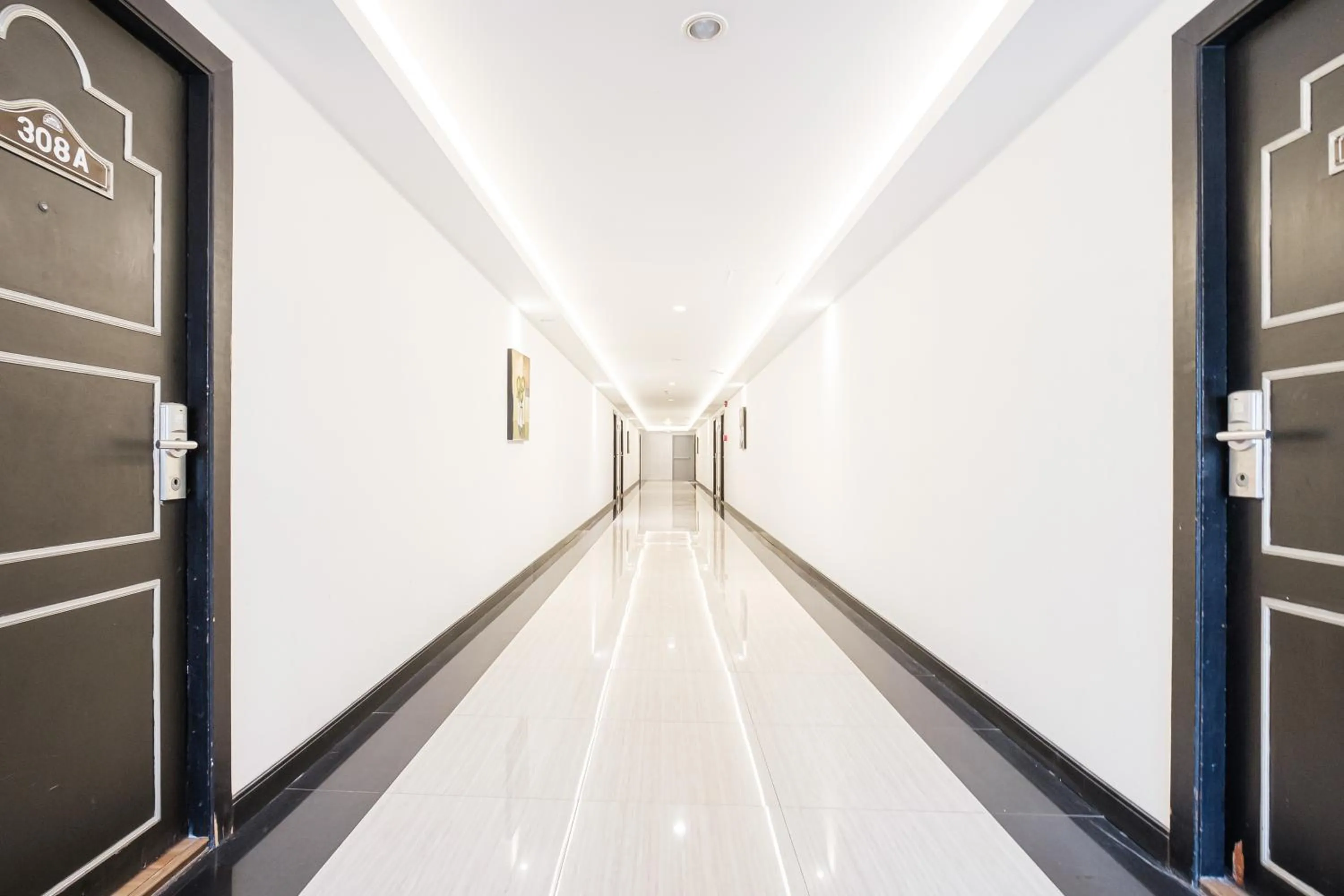 elevator in Boss Mansion