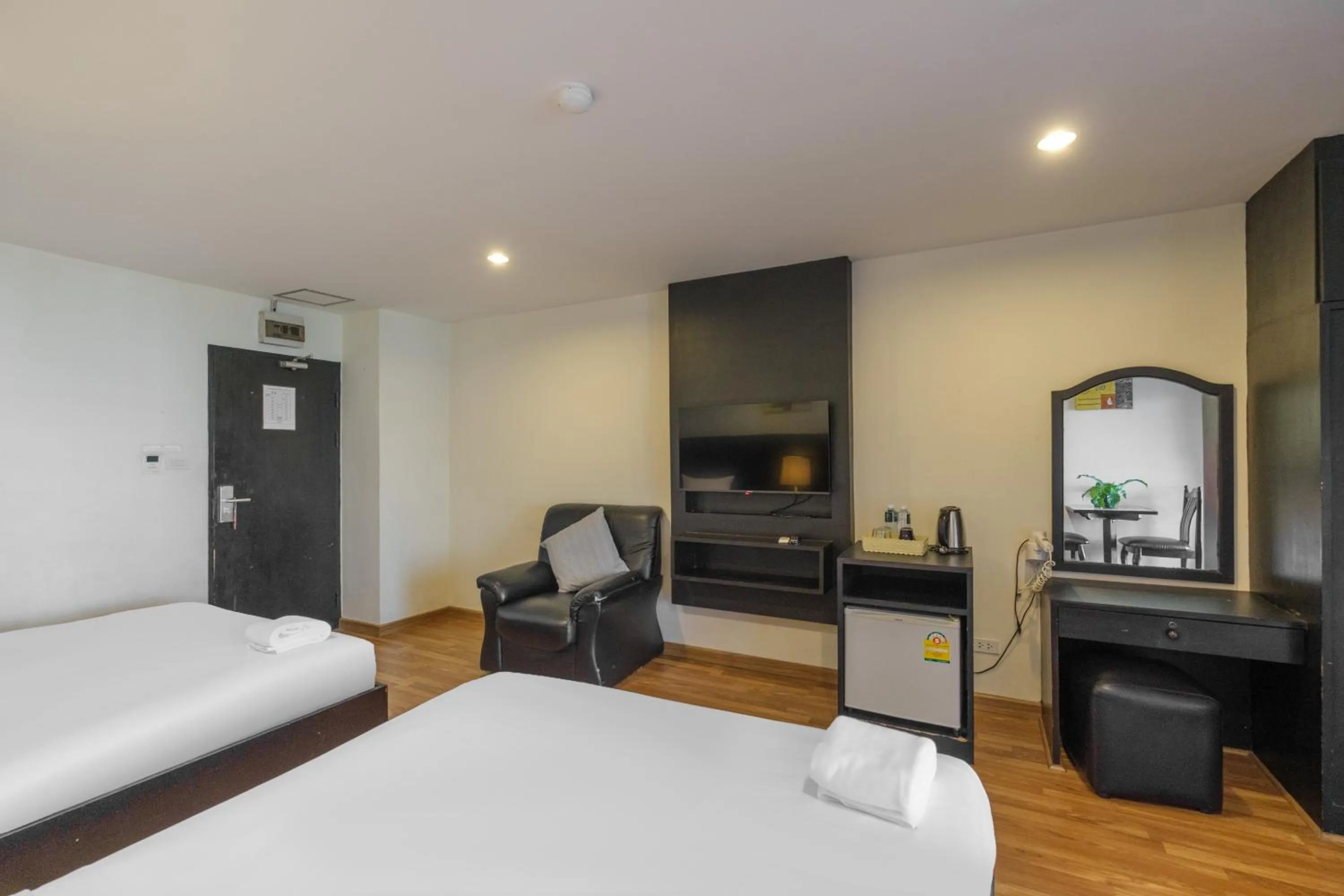 TV and multimedia, Bed in Boss Mansion